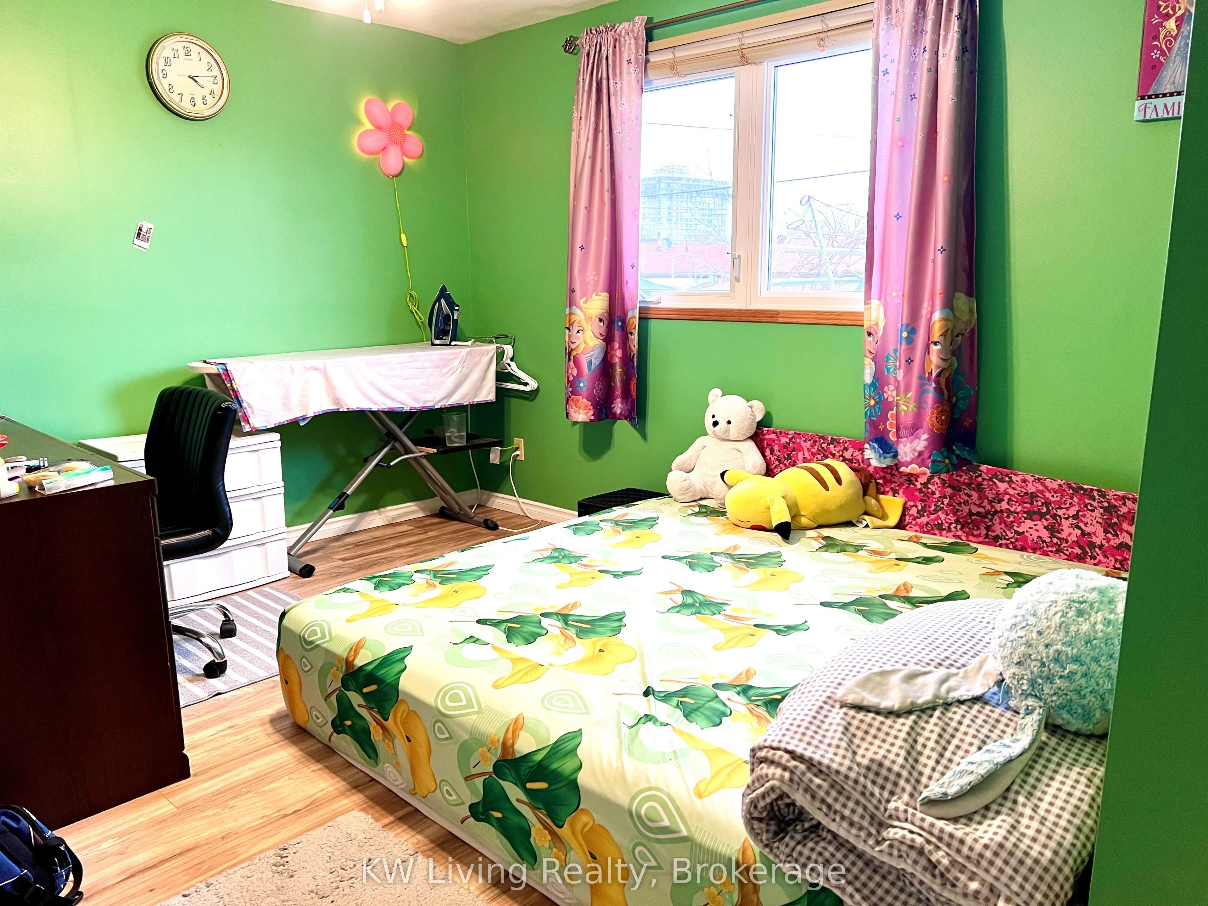 966 Forestwood Drive