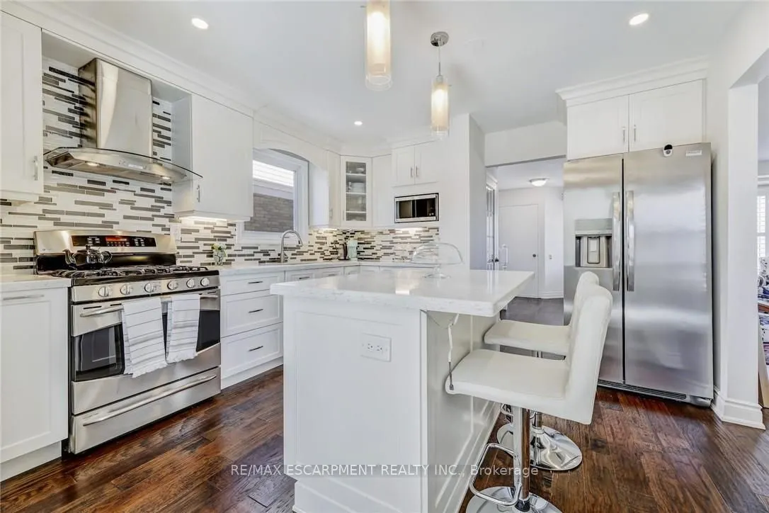 2430 ALDER Drive