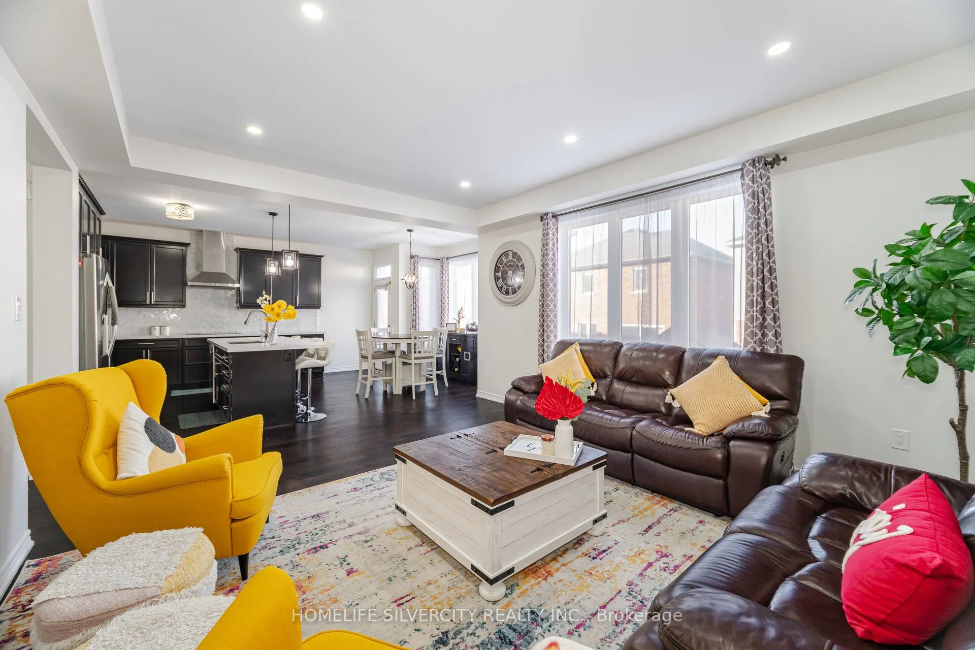 13 Fenchurch Drive
