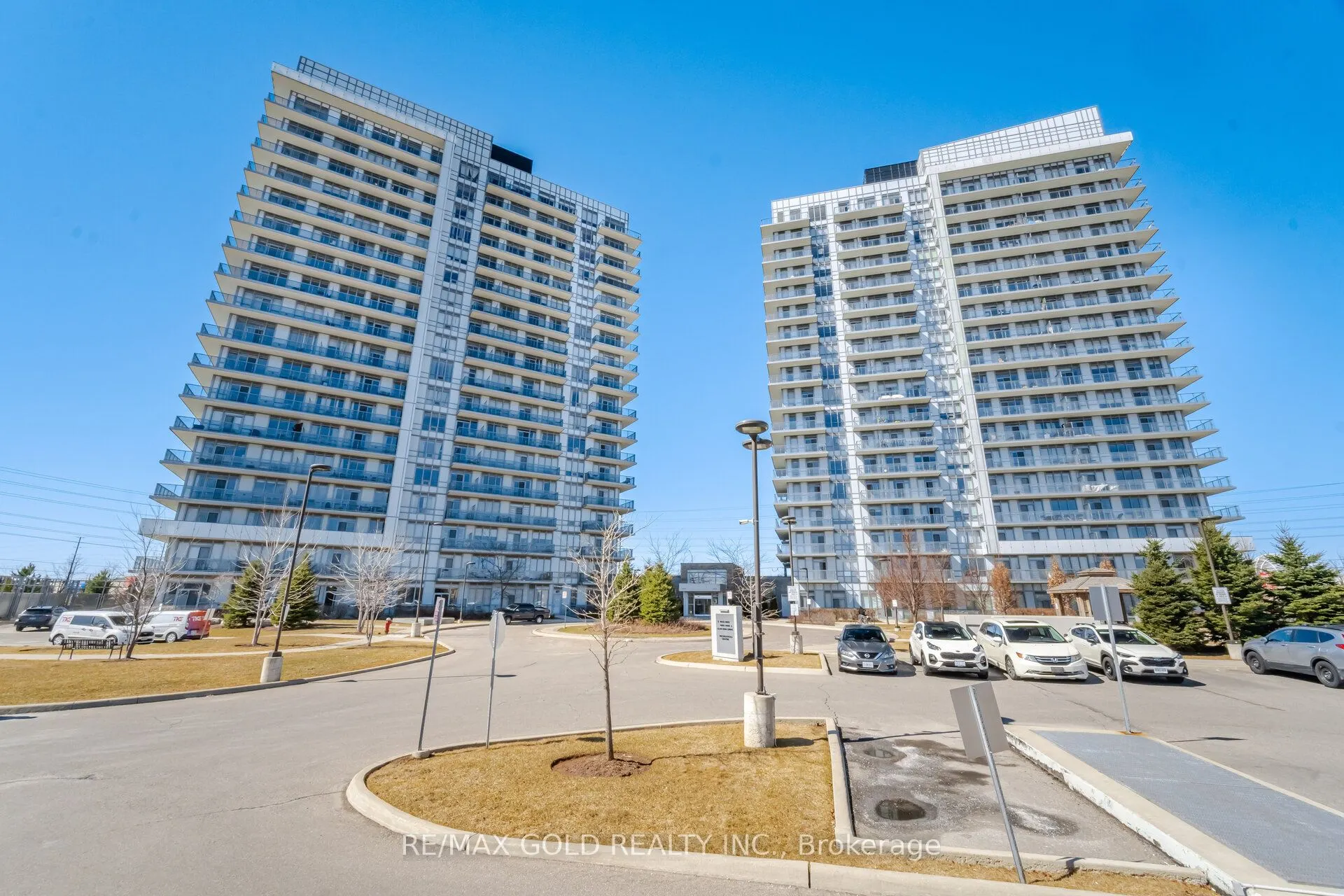 4633 Glen Erin Drive #607