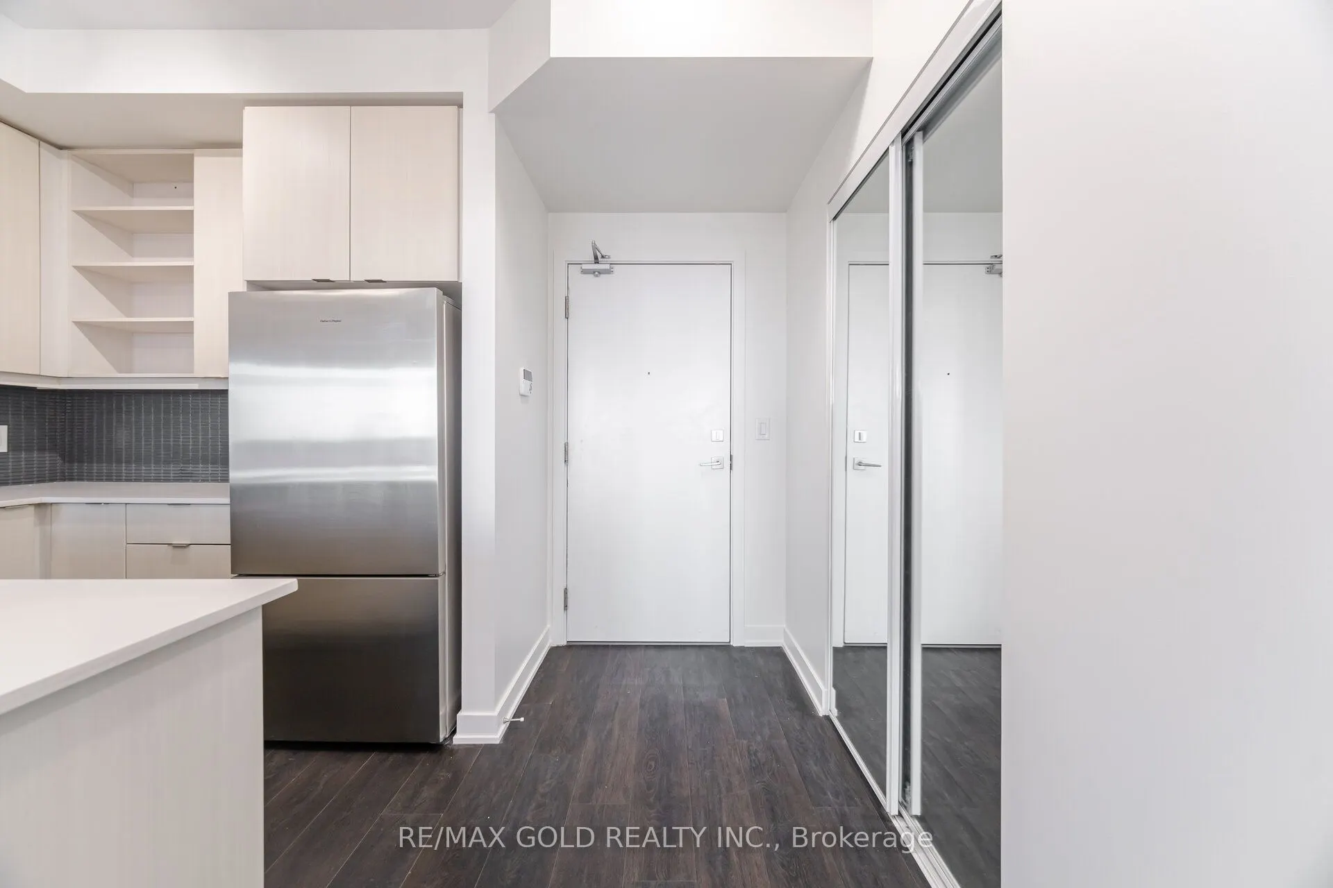 4633 Glen Erin Drive #607