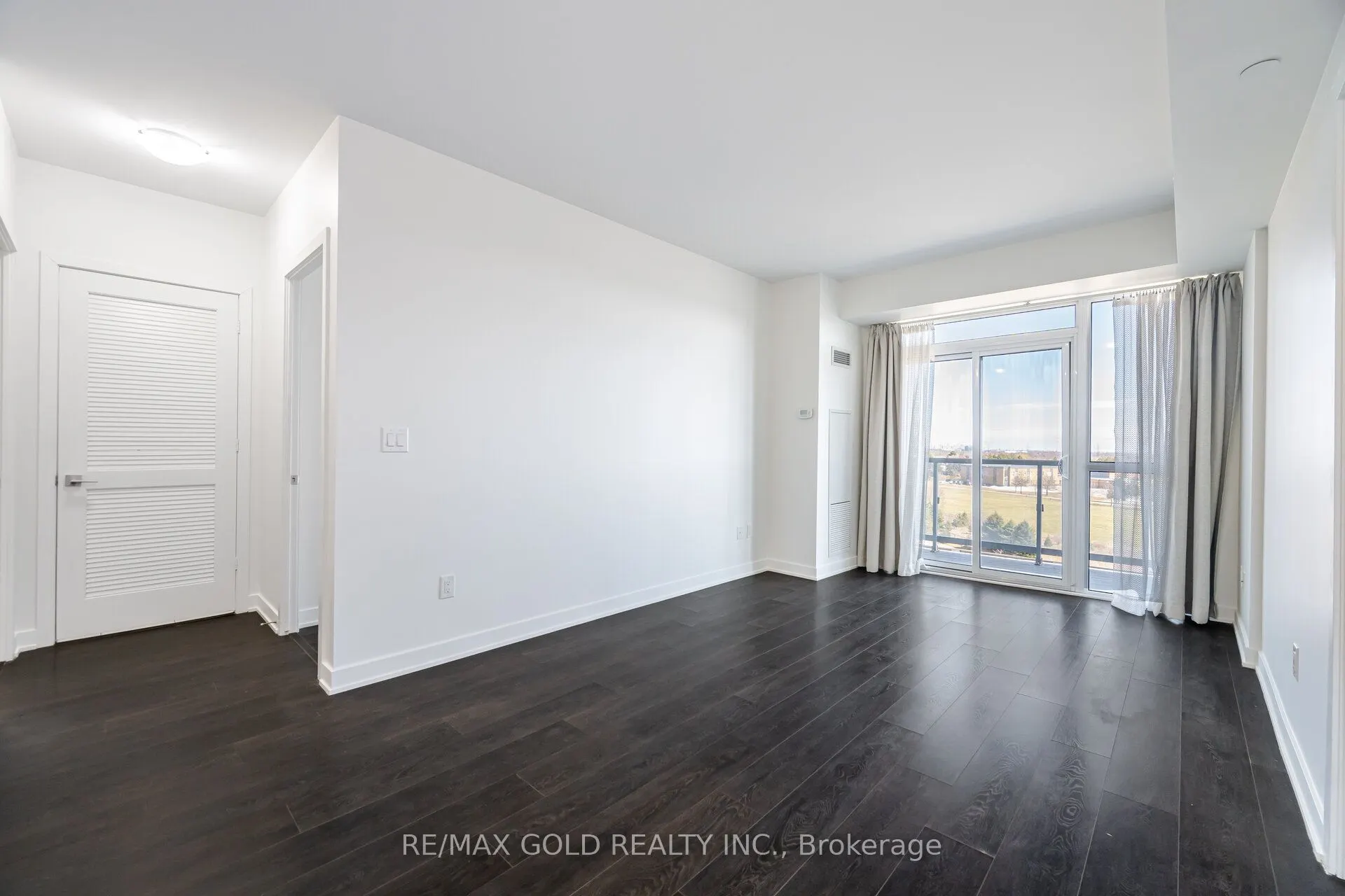 4633 Glen Erin Drive #607