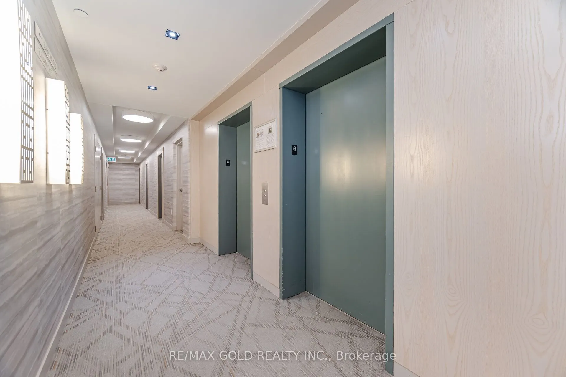 4633 Glen Erin Drive #607