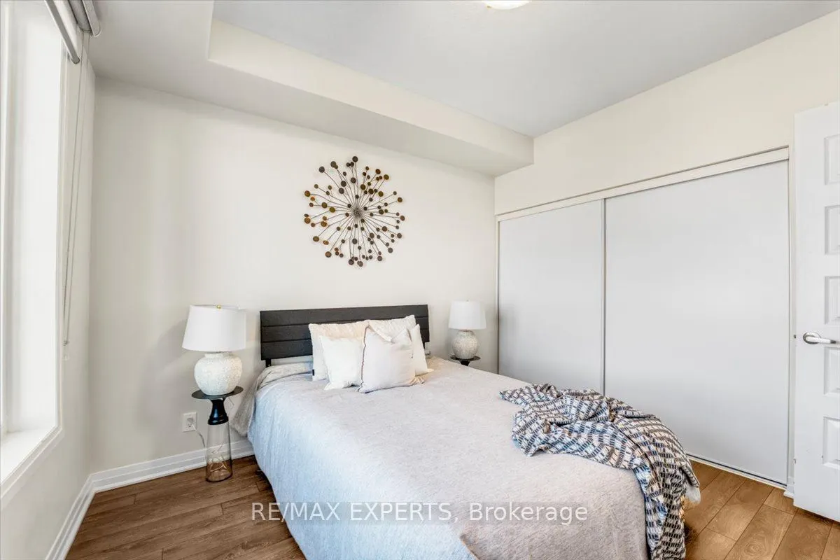 1105 Leger Way E, #527