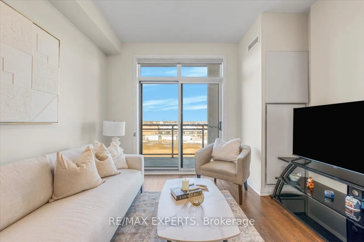 1105 Leger Way E, #527