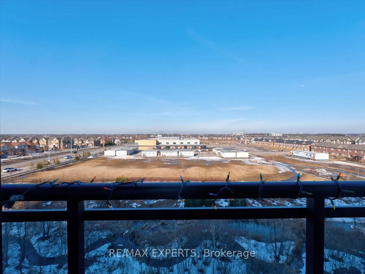 1105 Leger Way E, #527