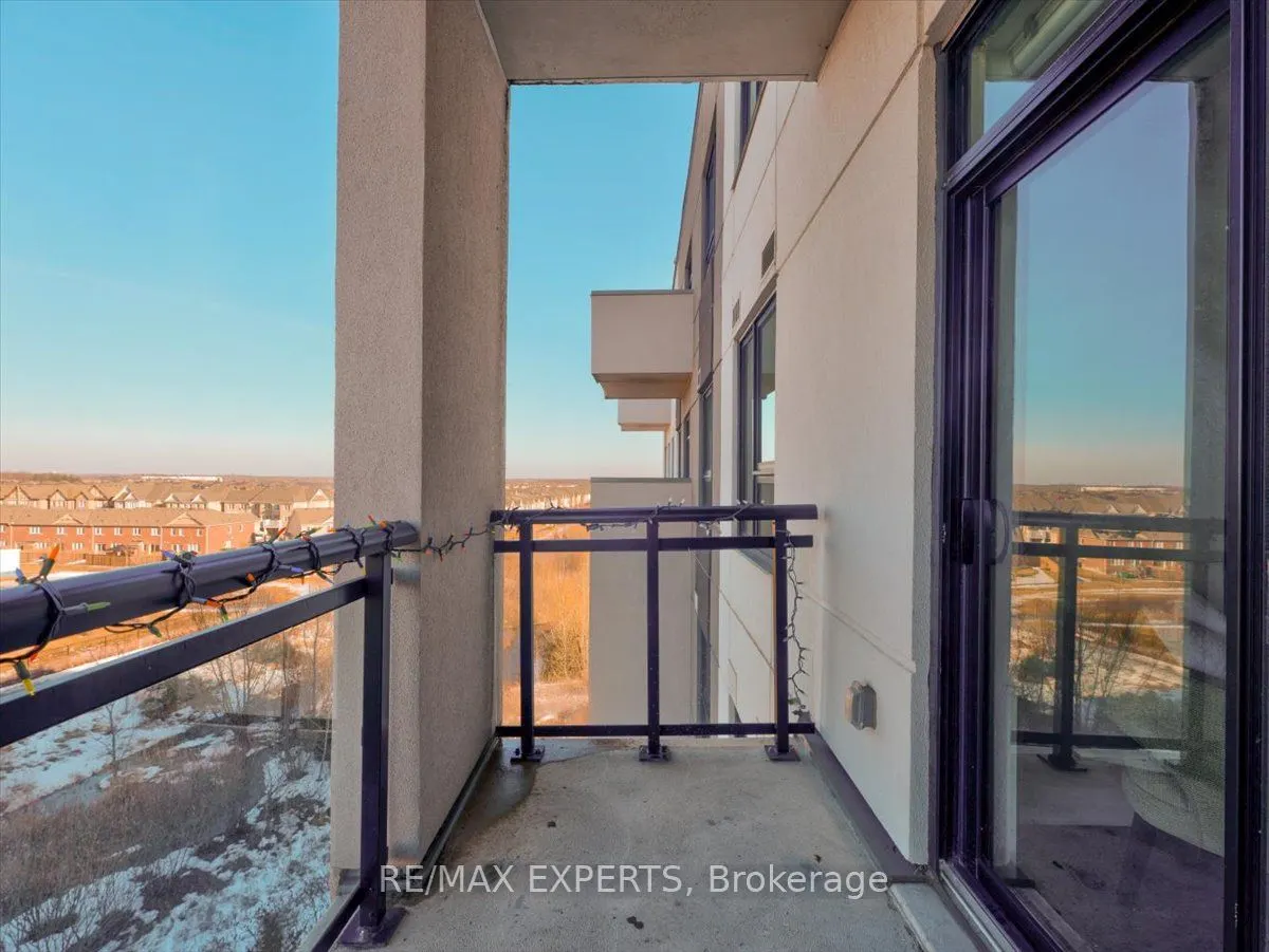 1105 Leger Way E, #527