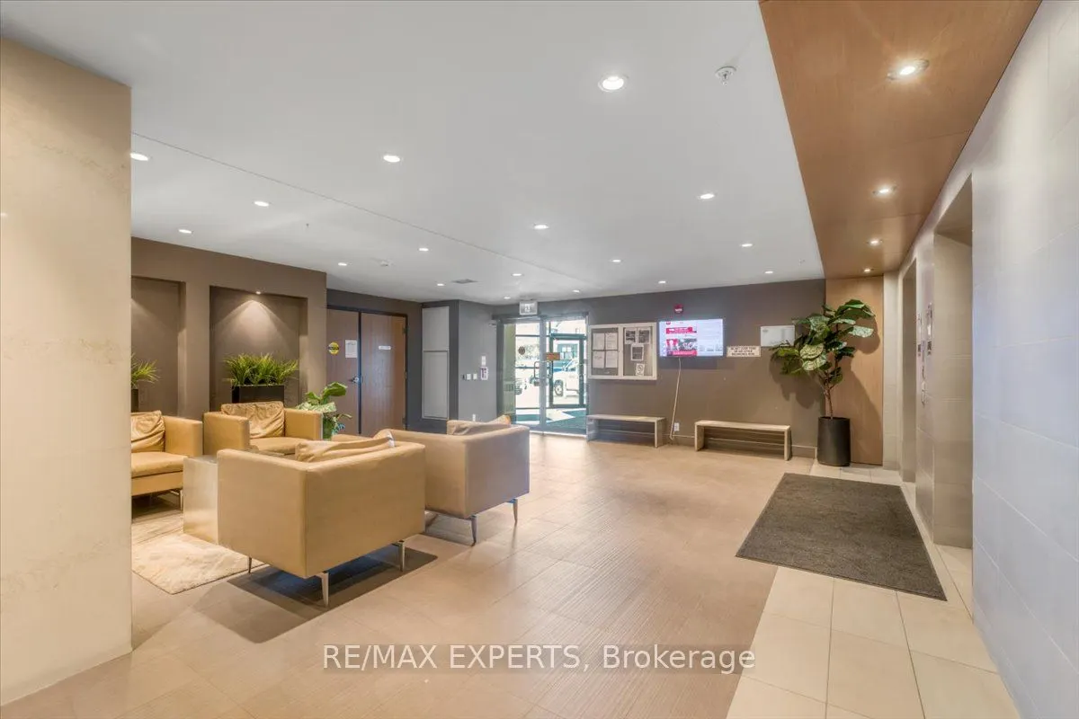 1105 Leger Way E, #527