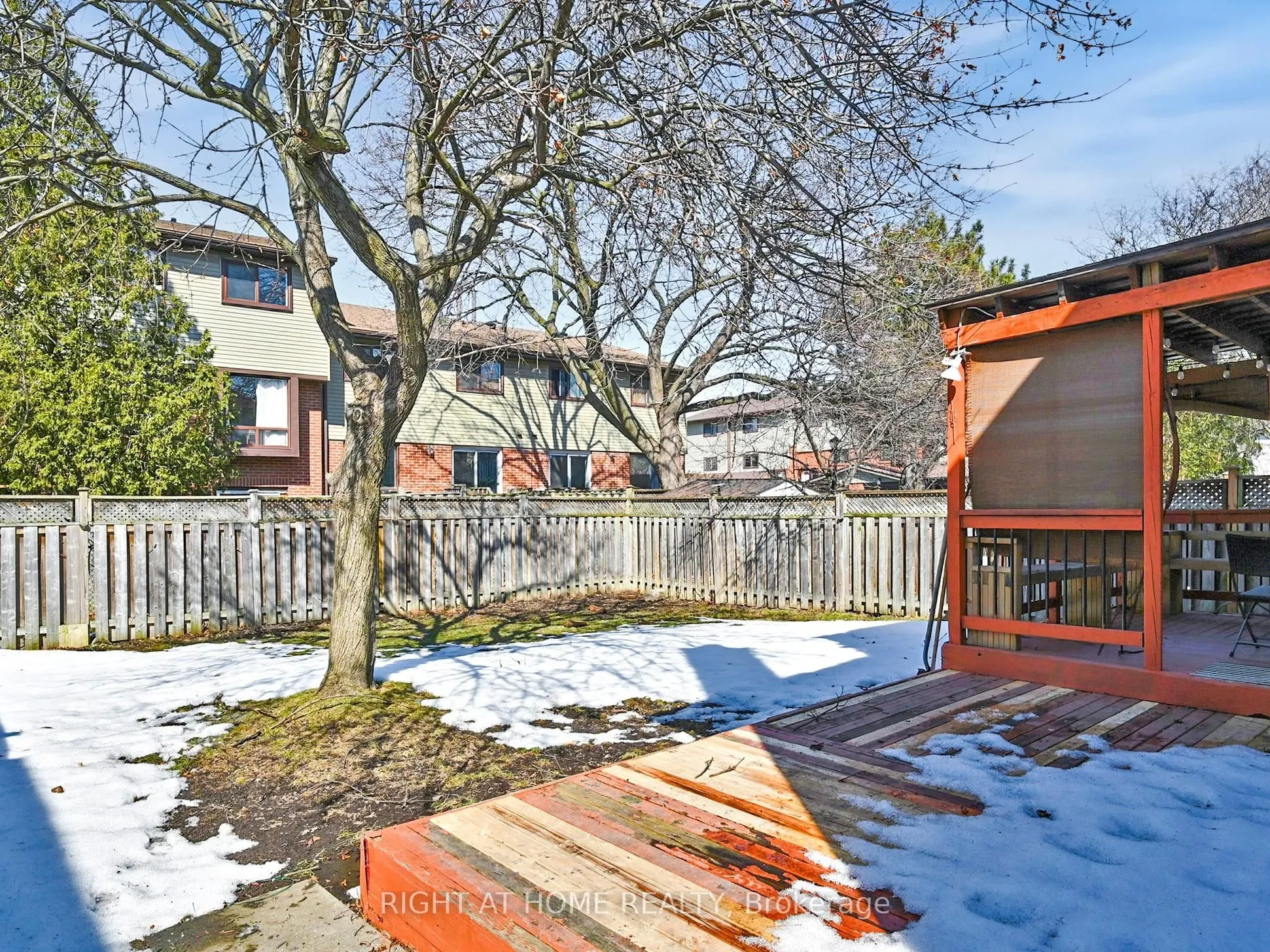 116 Floribunda Crescent