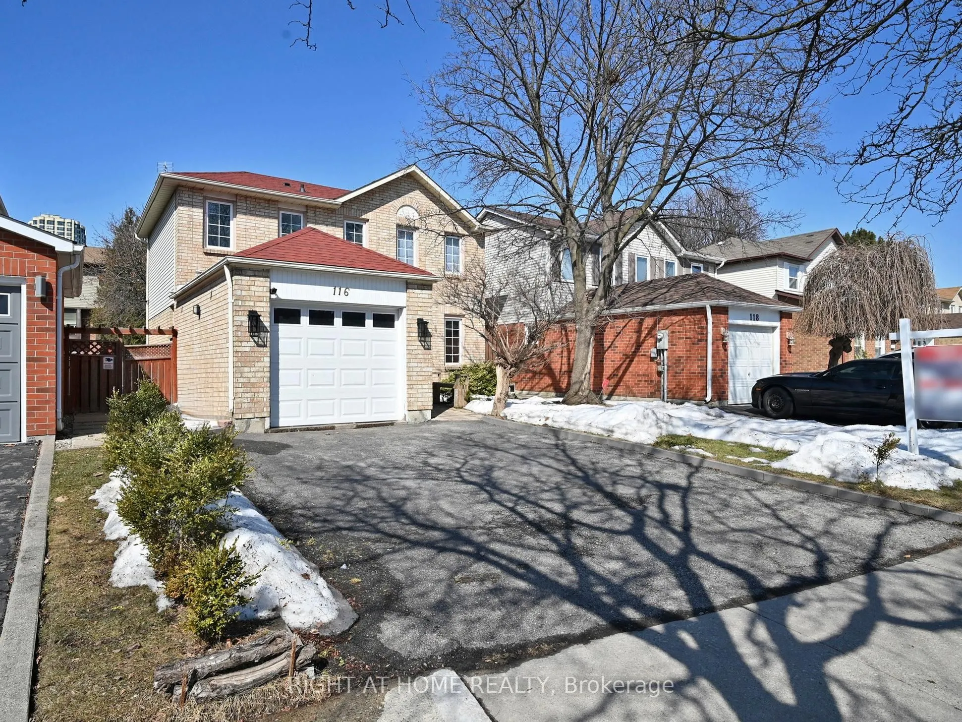 116 Floribunda Crescent