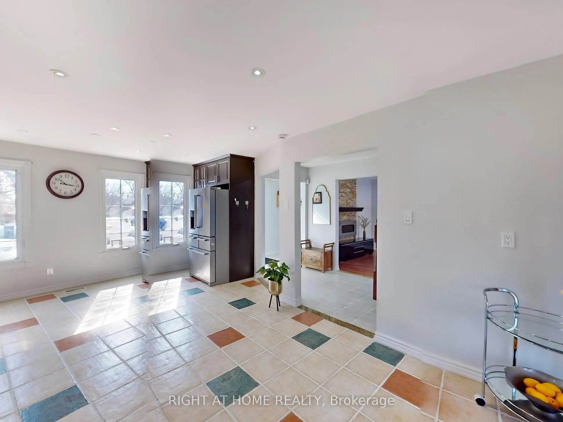 116 Floribunda Crescent