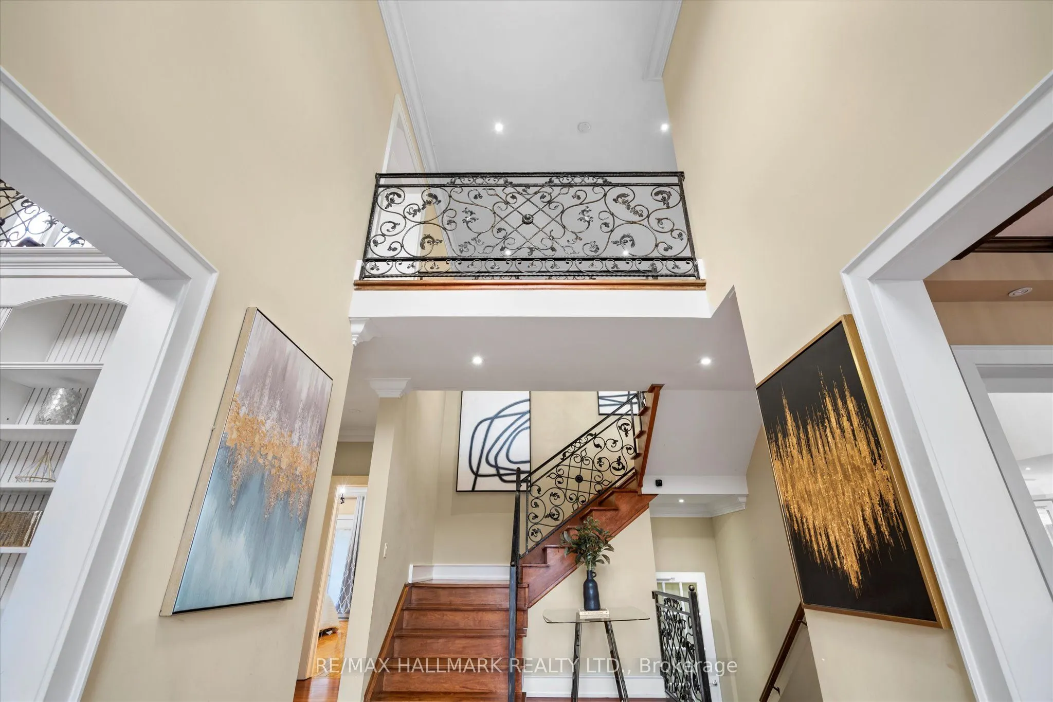 2489 Olinda Court