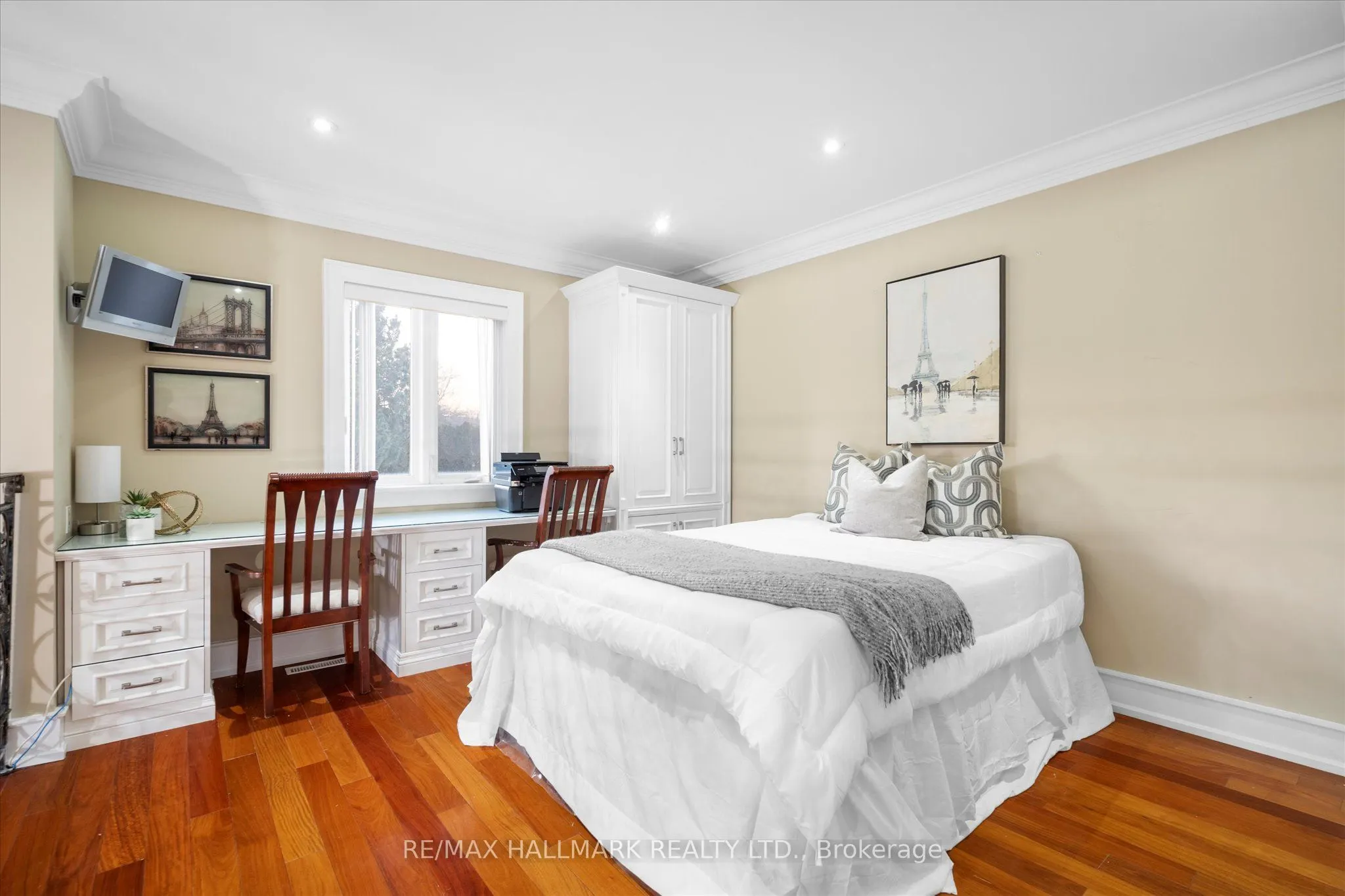2489 Olinda Court
