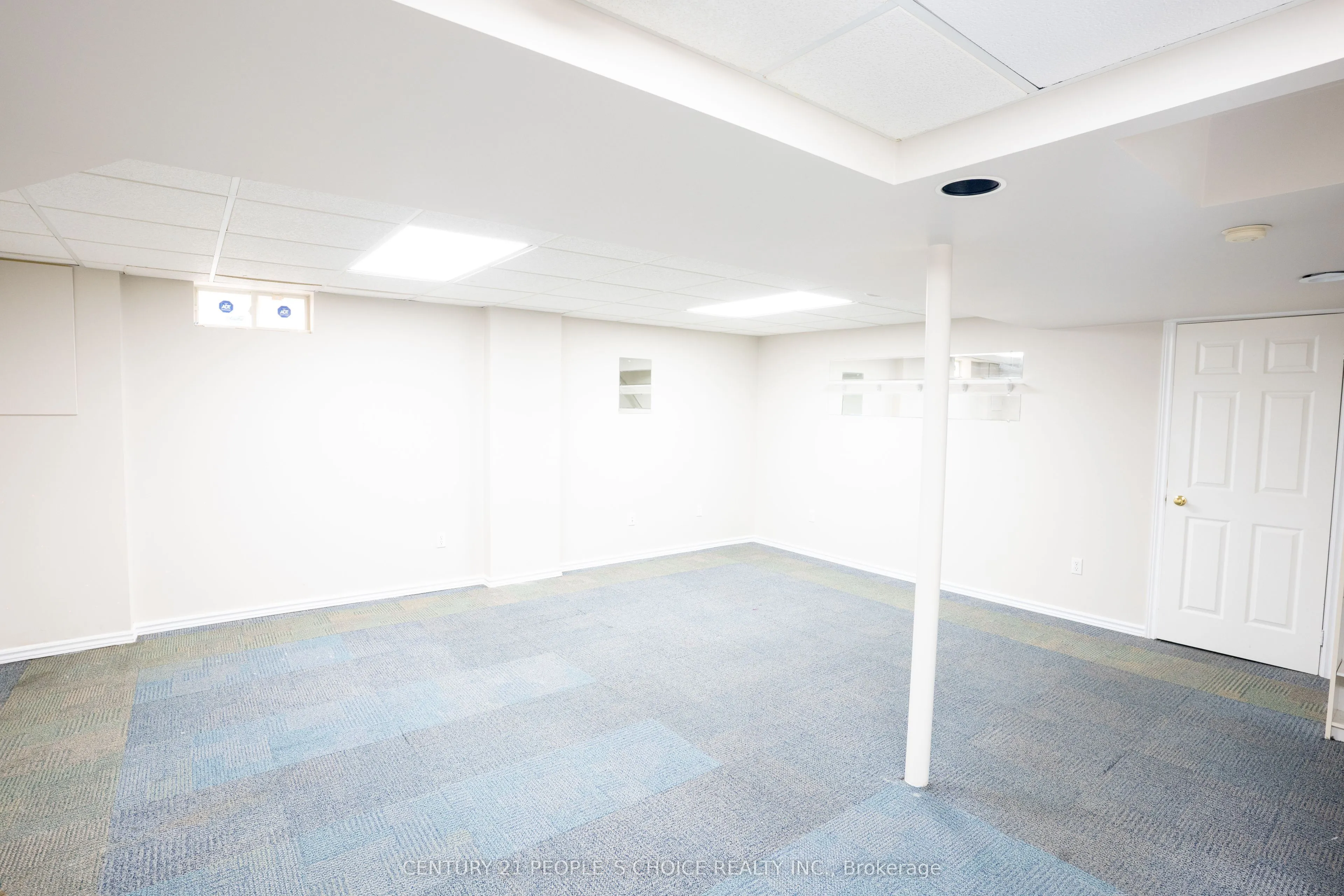 61 Quail Feather Crescent