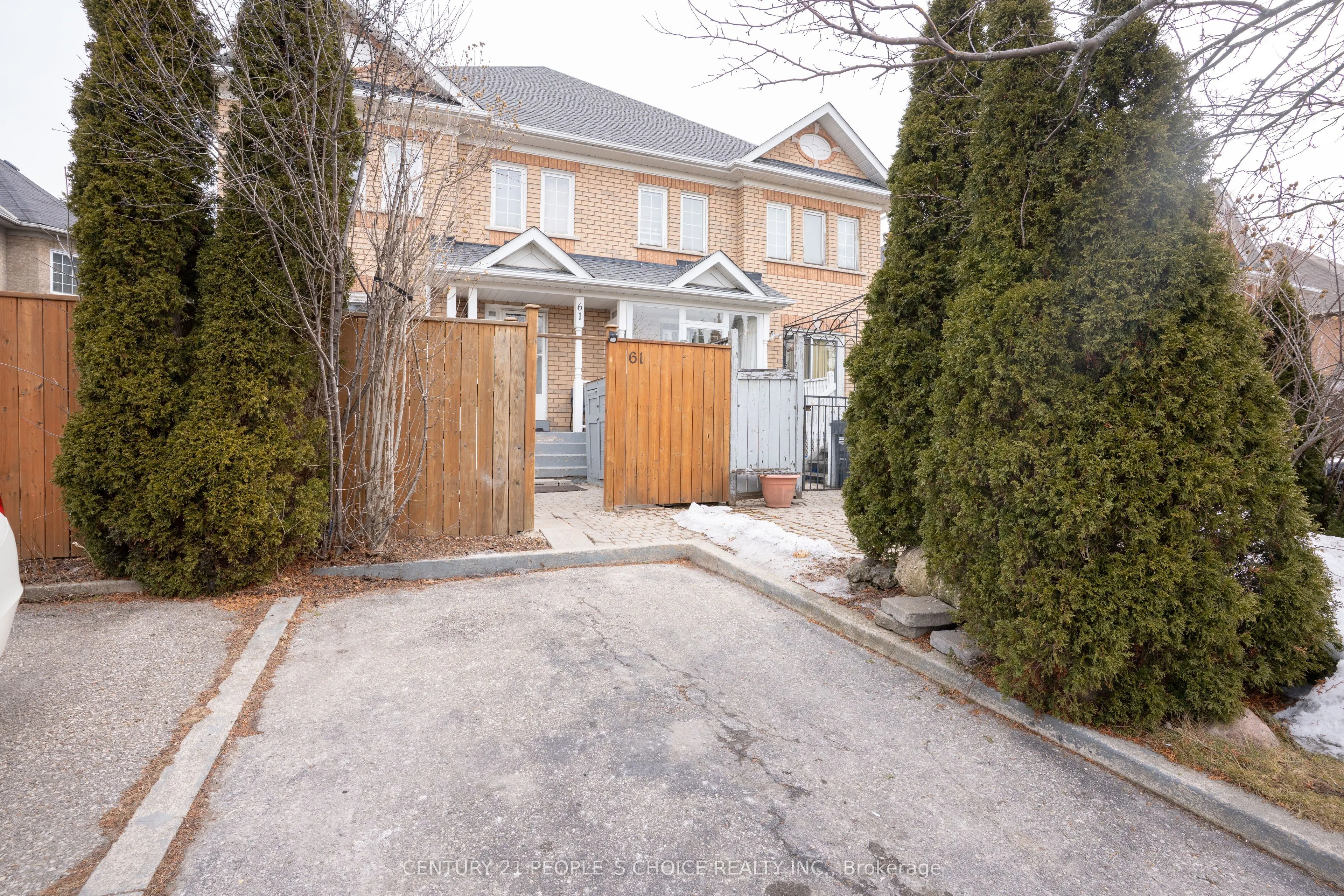 61 Quail Feather Crescent