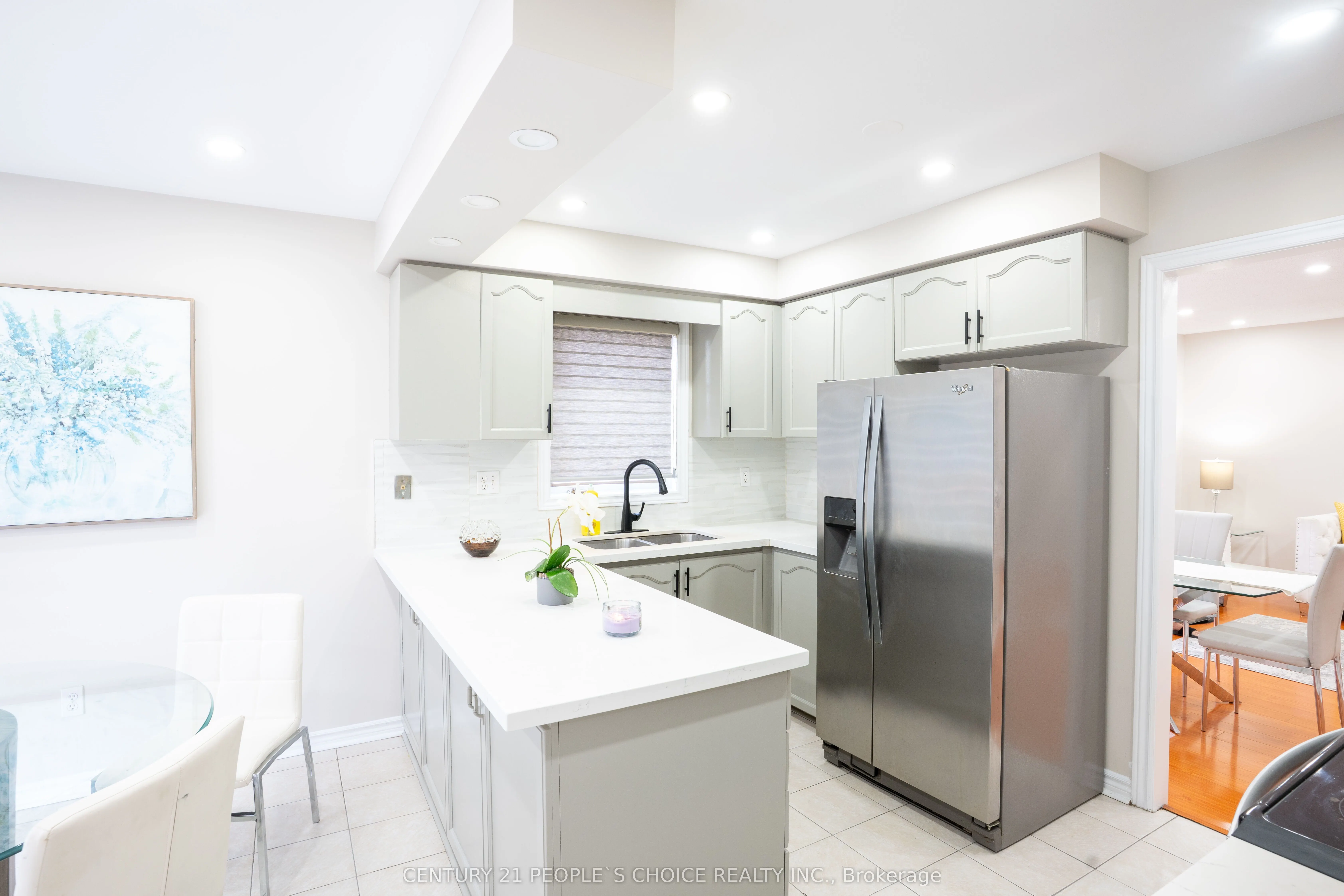 61 Quail Feather Crescent