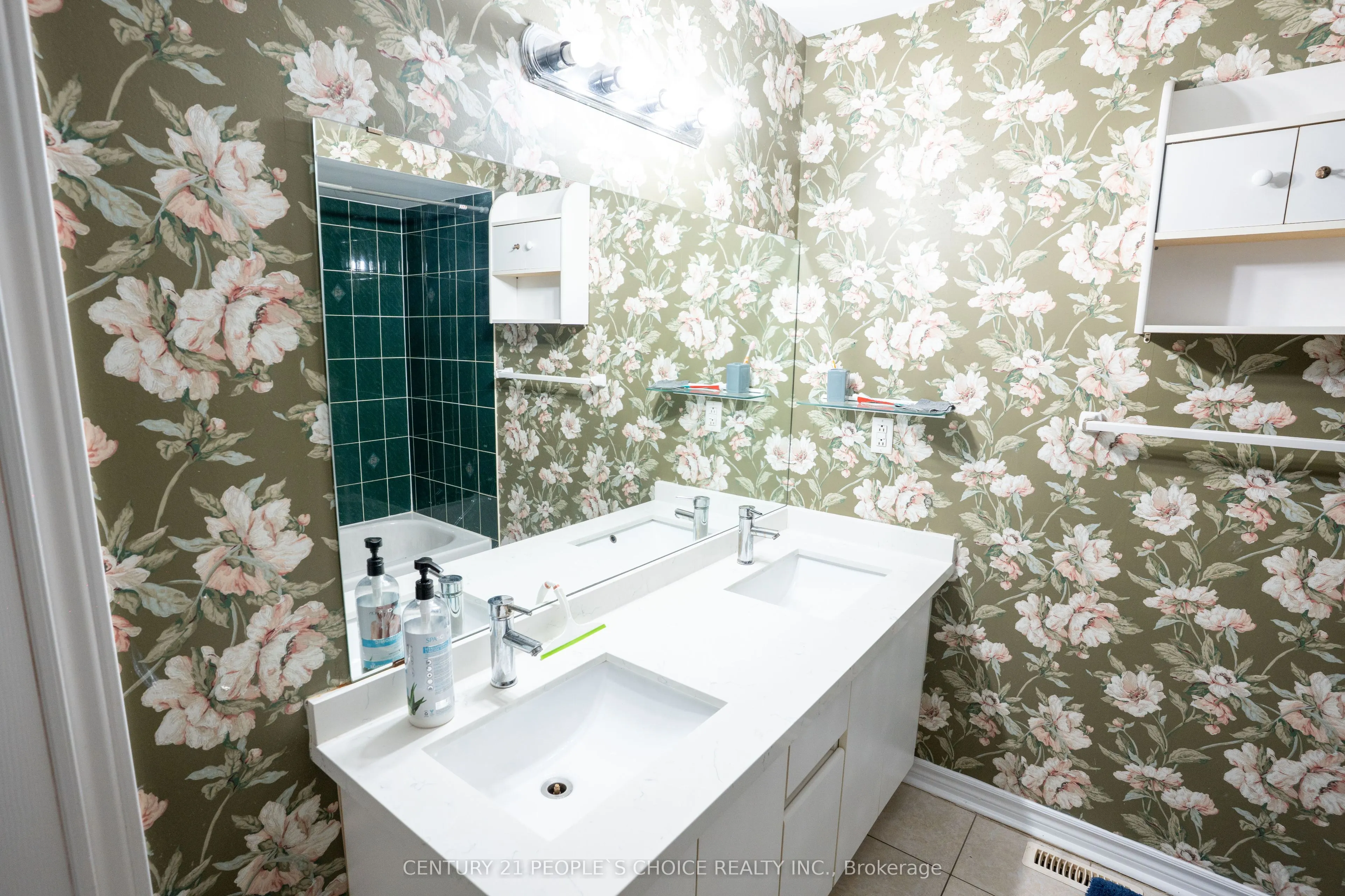 61 Quail Feather Crescent