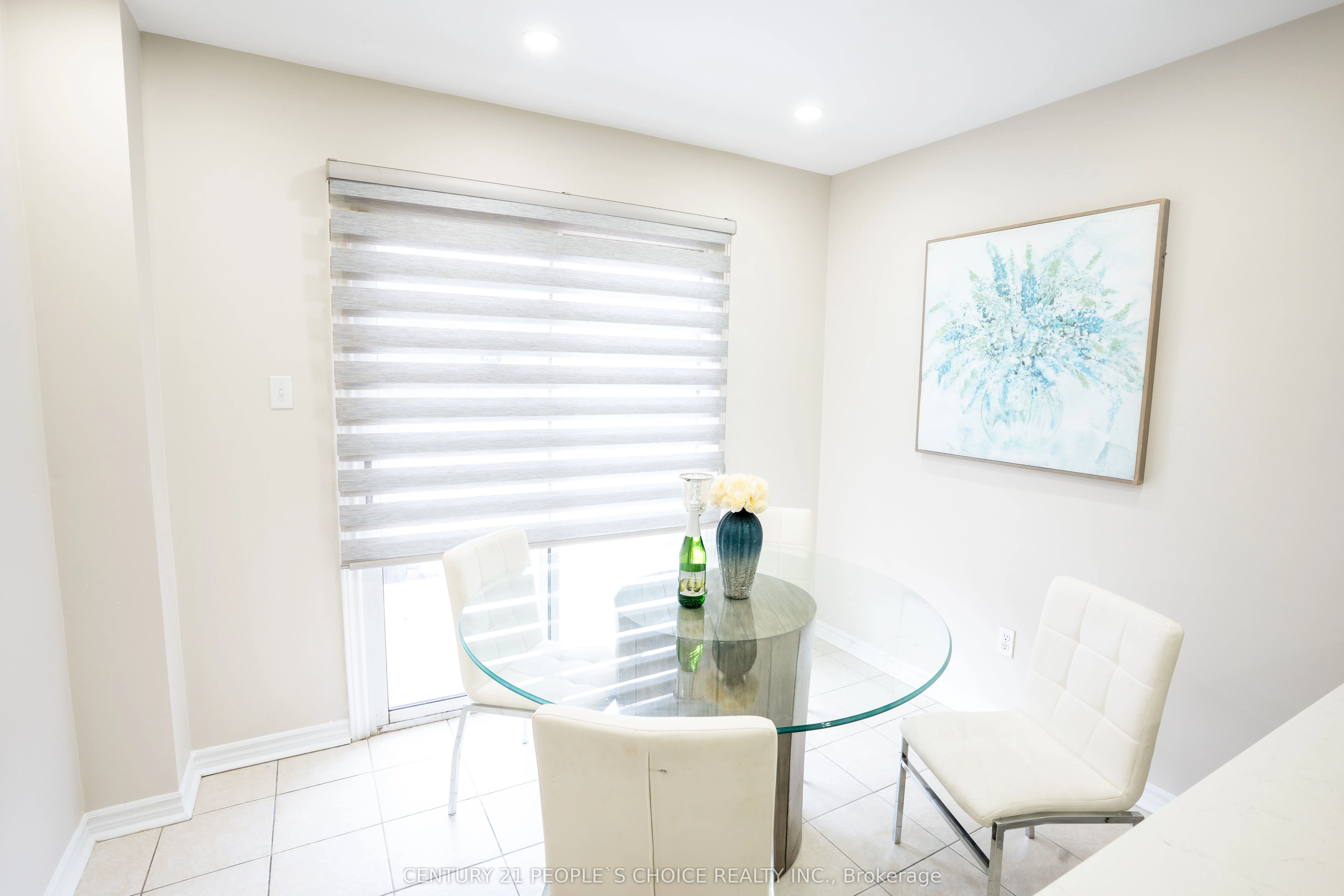 61 Quail Feather Crescent