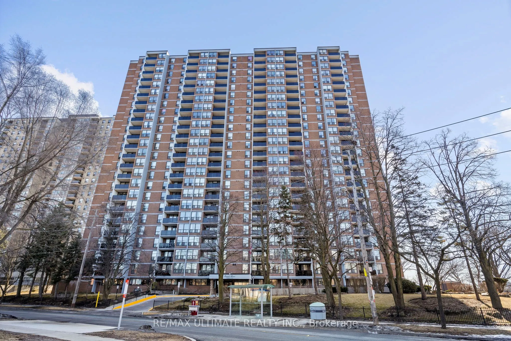 85 Emmett Avenue S, ##1807