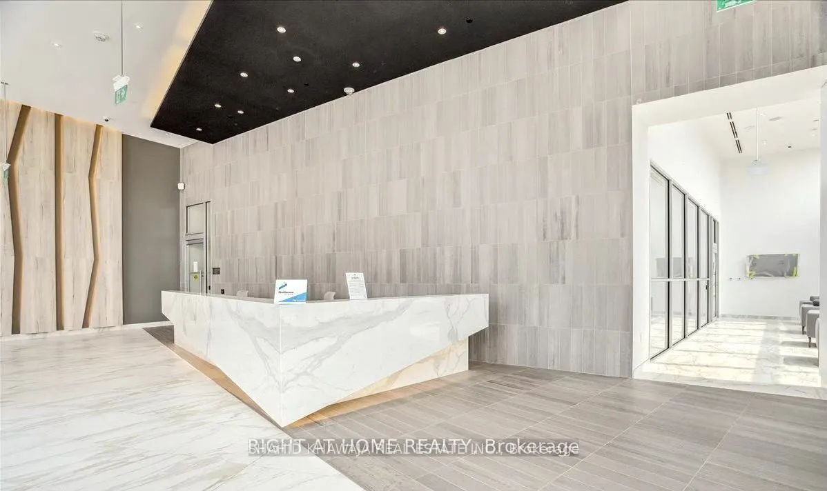 3883 Quartz Road, #4107