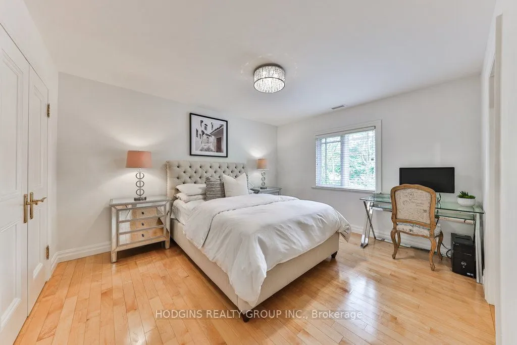 1382 Aldo Drive
