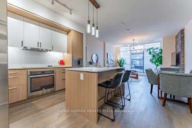 1575 Lakeshore Road W #465