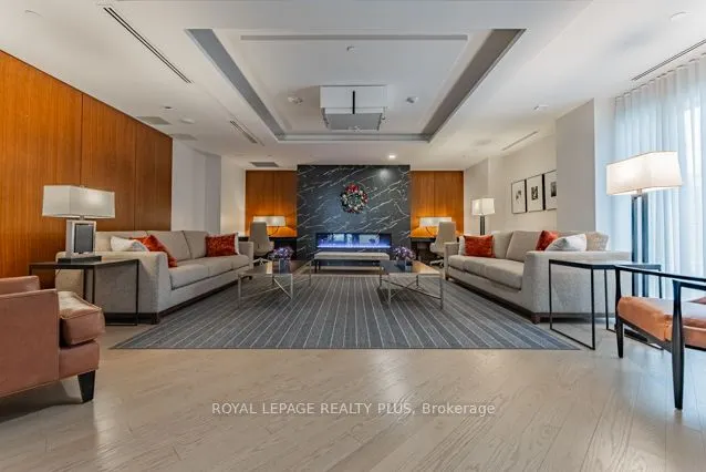 1575 Lakeshore Road W #465