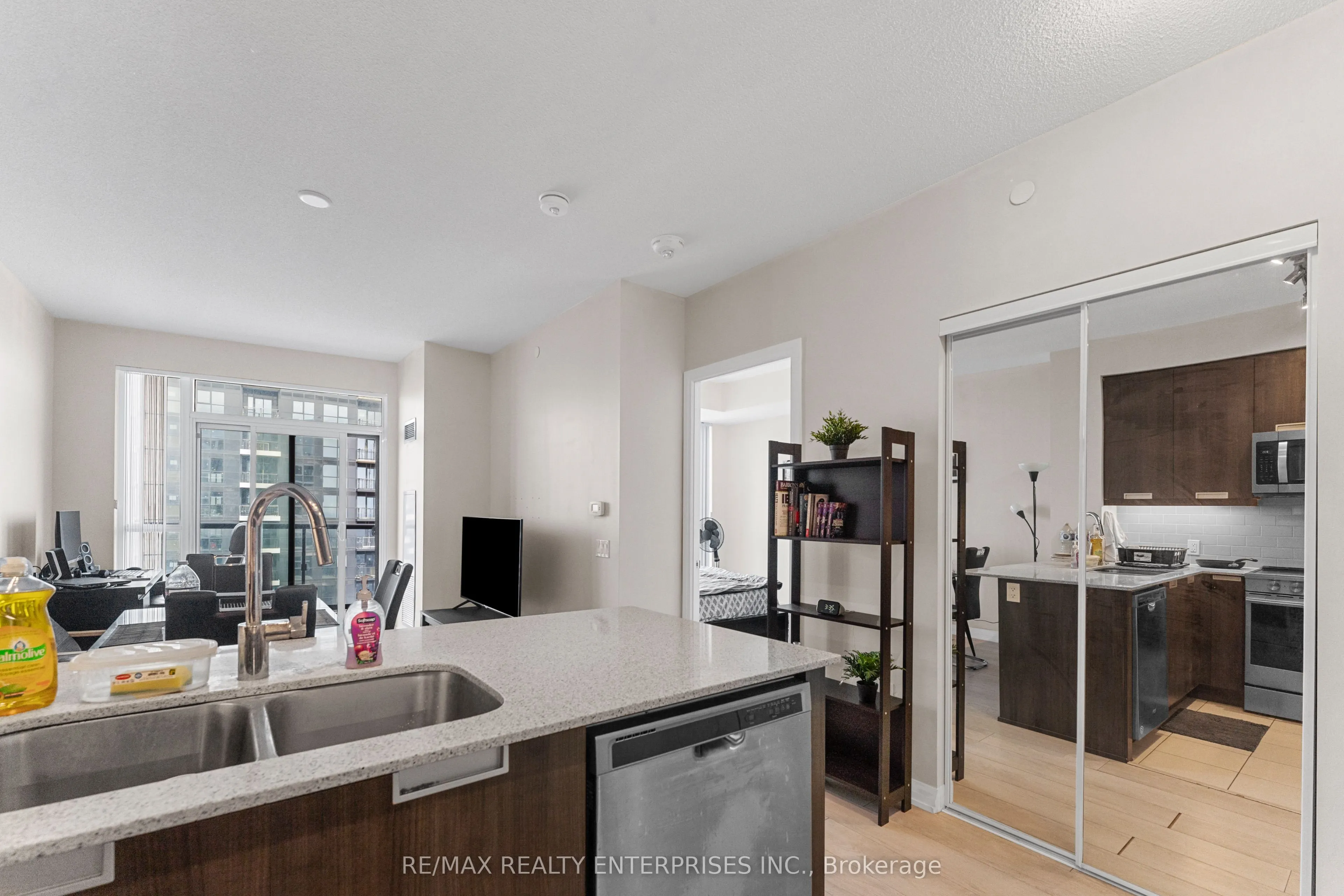 35 Watergarden Drive #3212