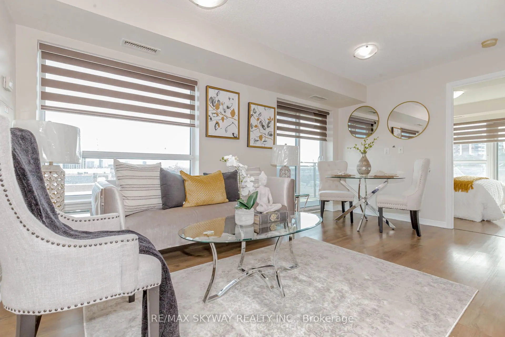 215 Queen Street E, #403