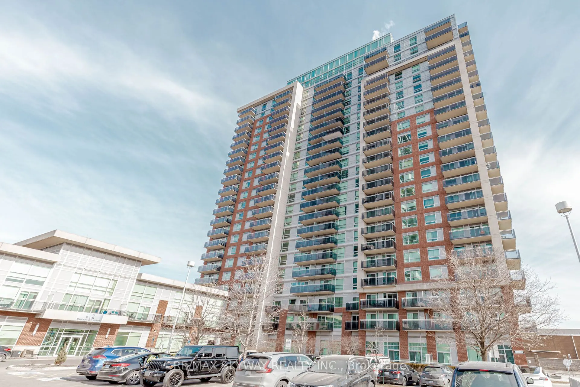 215 Queen Street E, #403