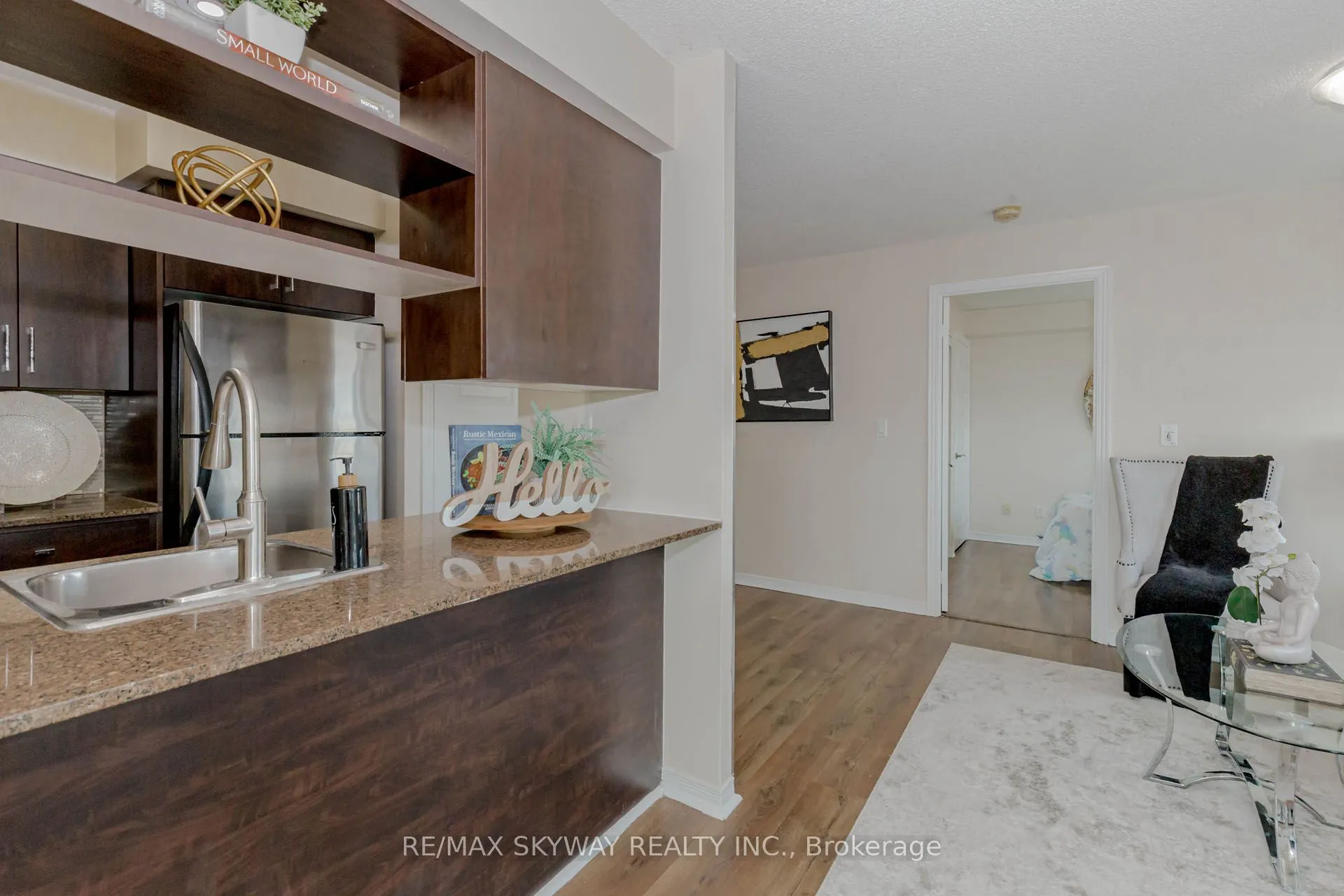 215 Queen Street E, #403