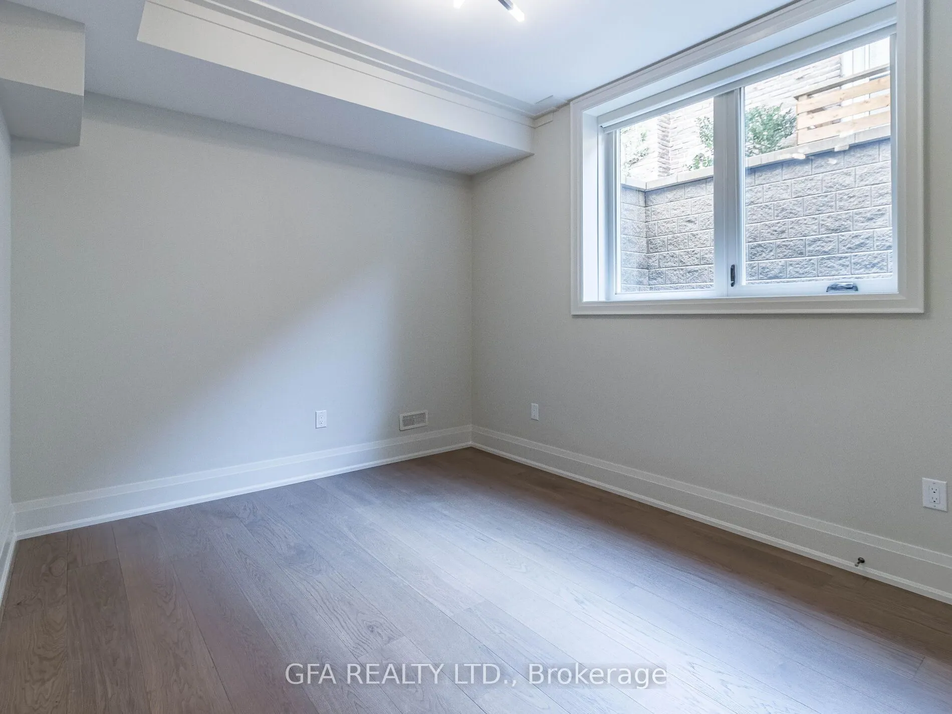 1254 Bramblewood Lane