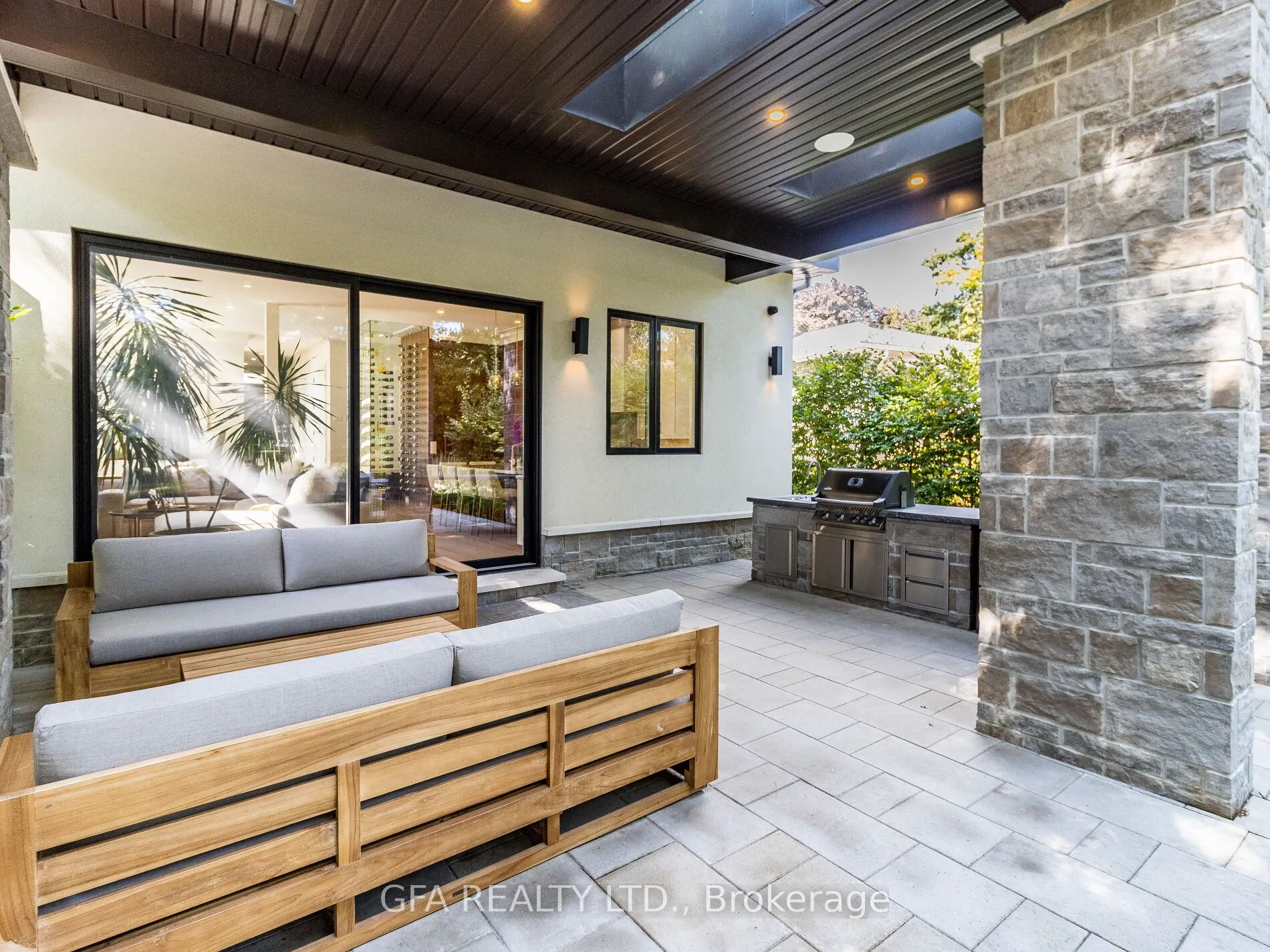 1254 Bramblewood Lane