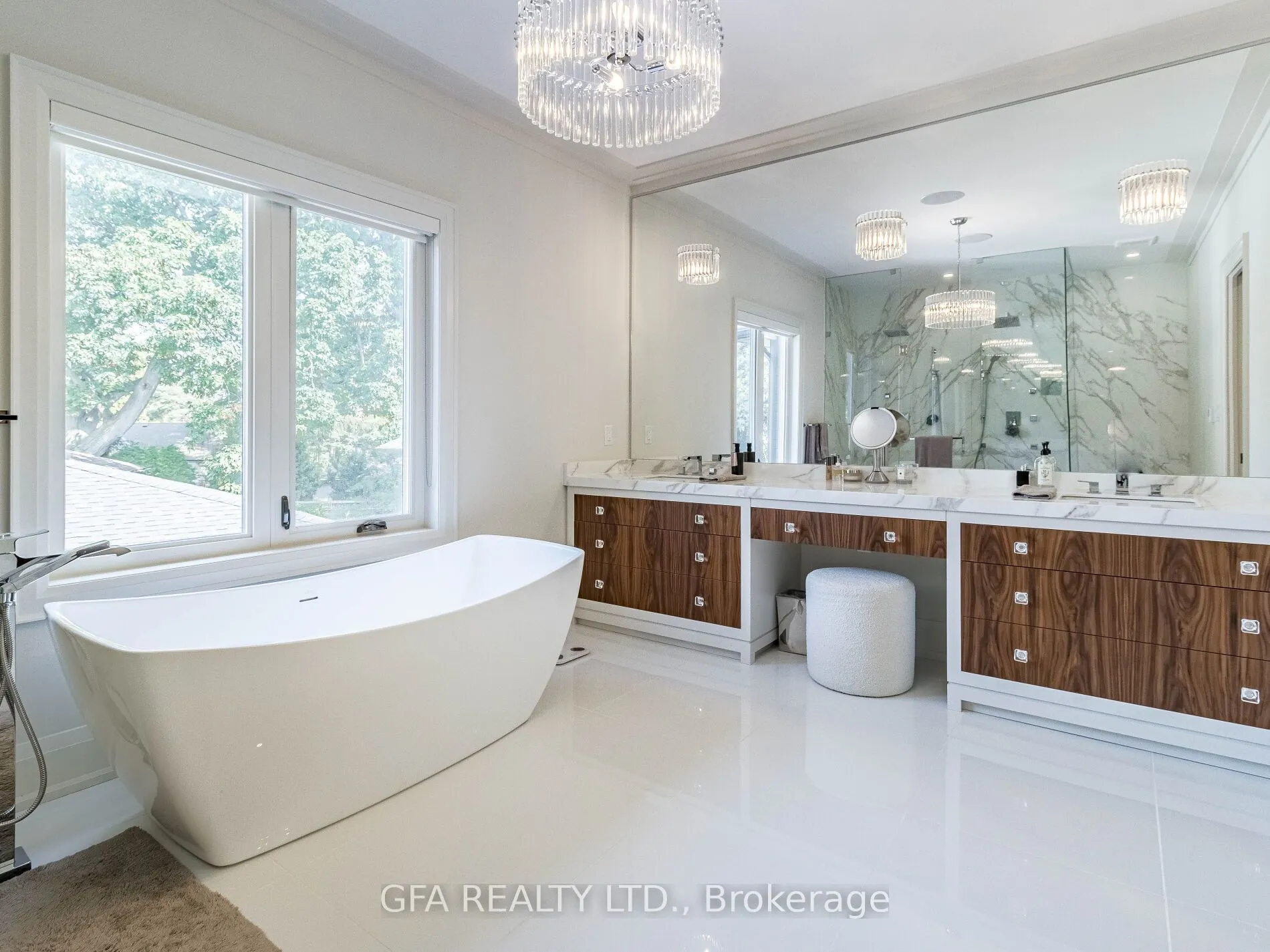 1254 Bramblewood Lane