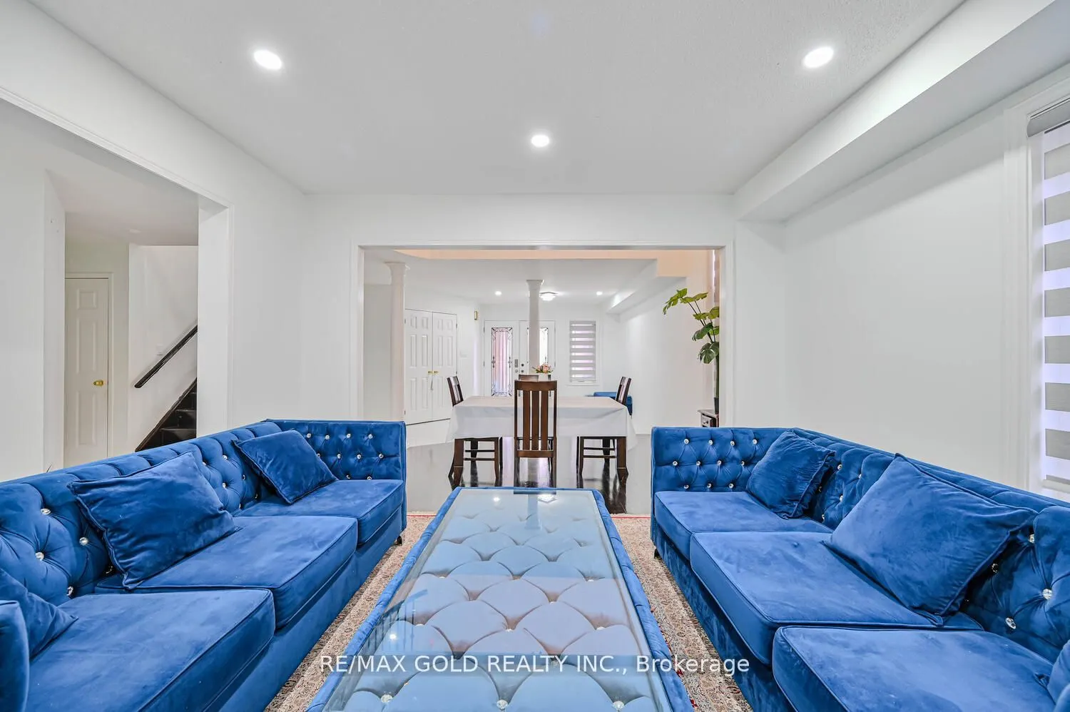 247 Cresthaven Road