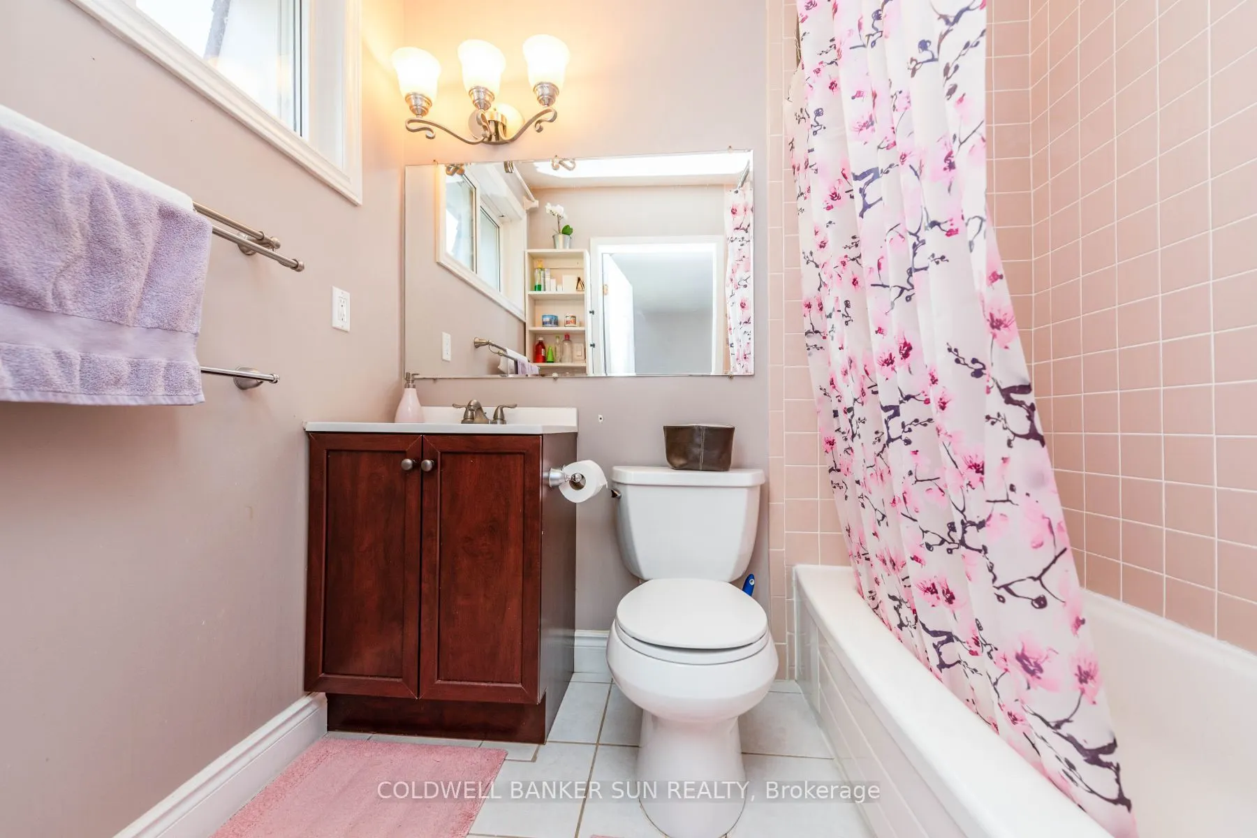 2483 Yarmouth Crescent