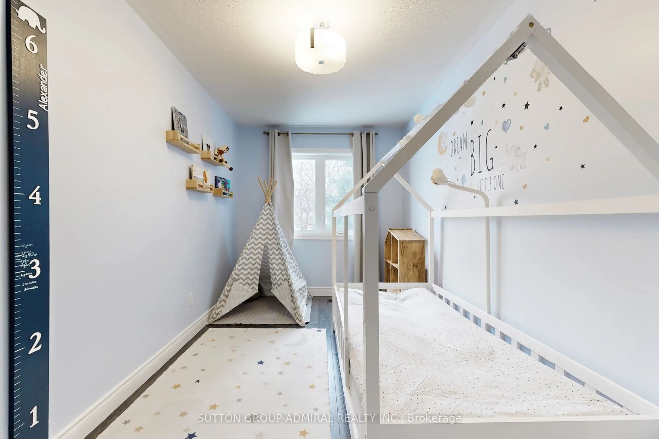 24 Stewart Maclaren Road, #26