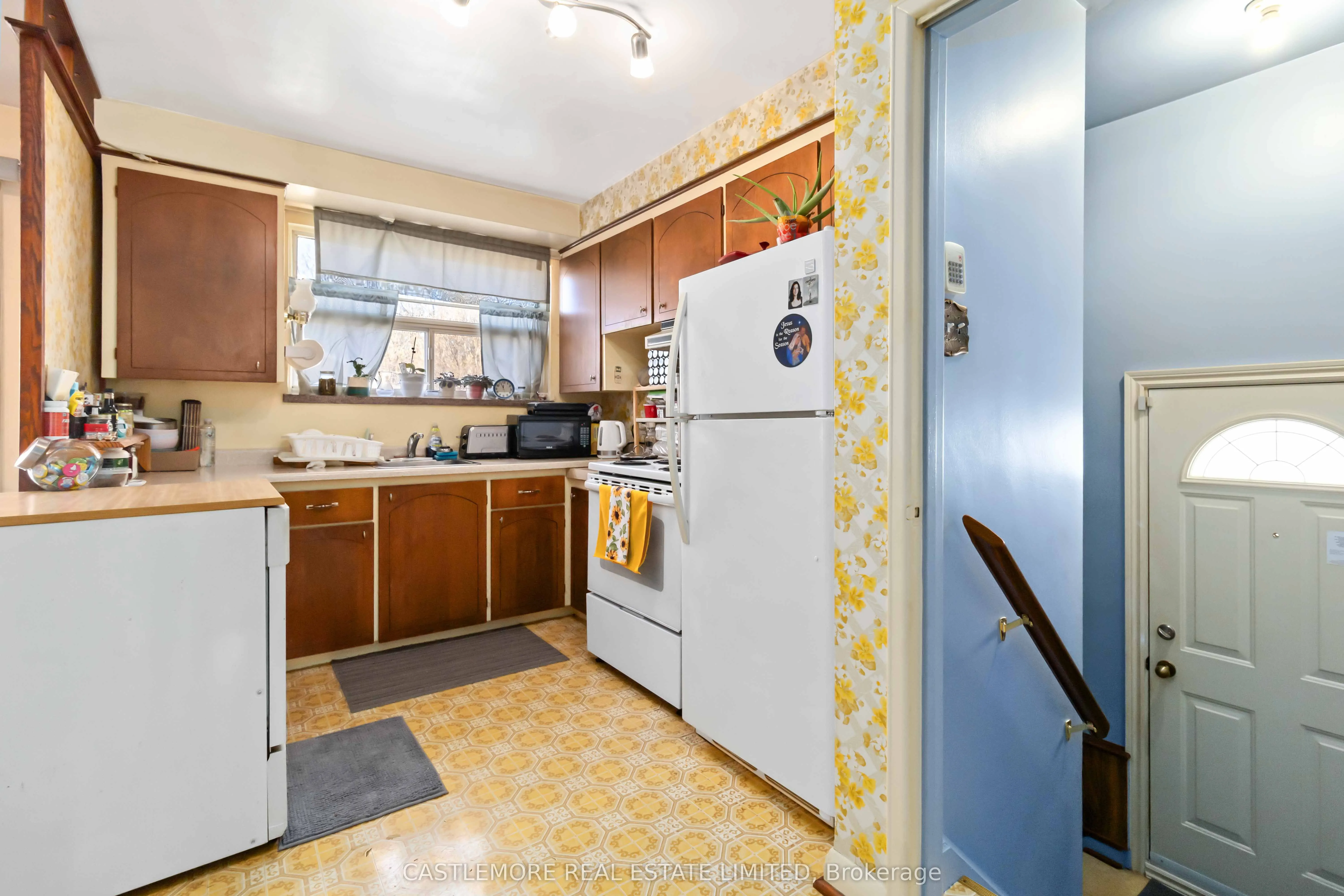 6939 Justine Drive