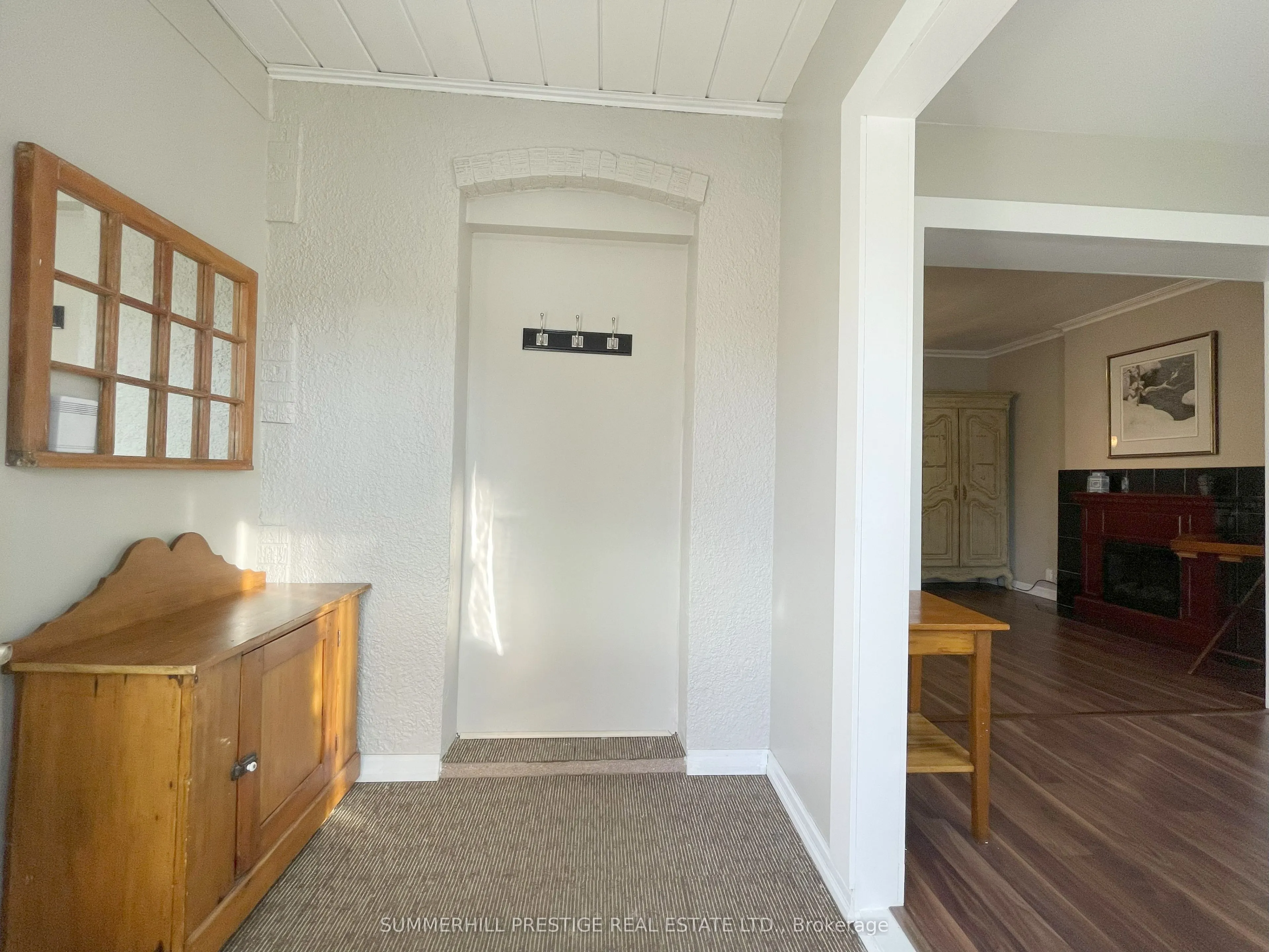 53 Bowie Avenue