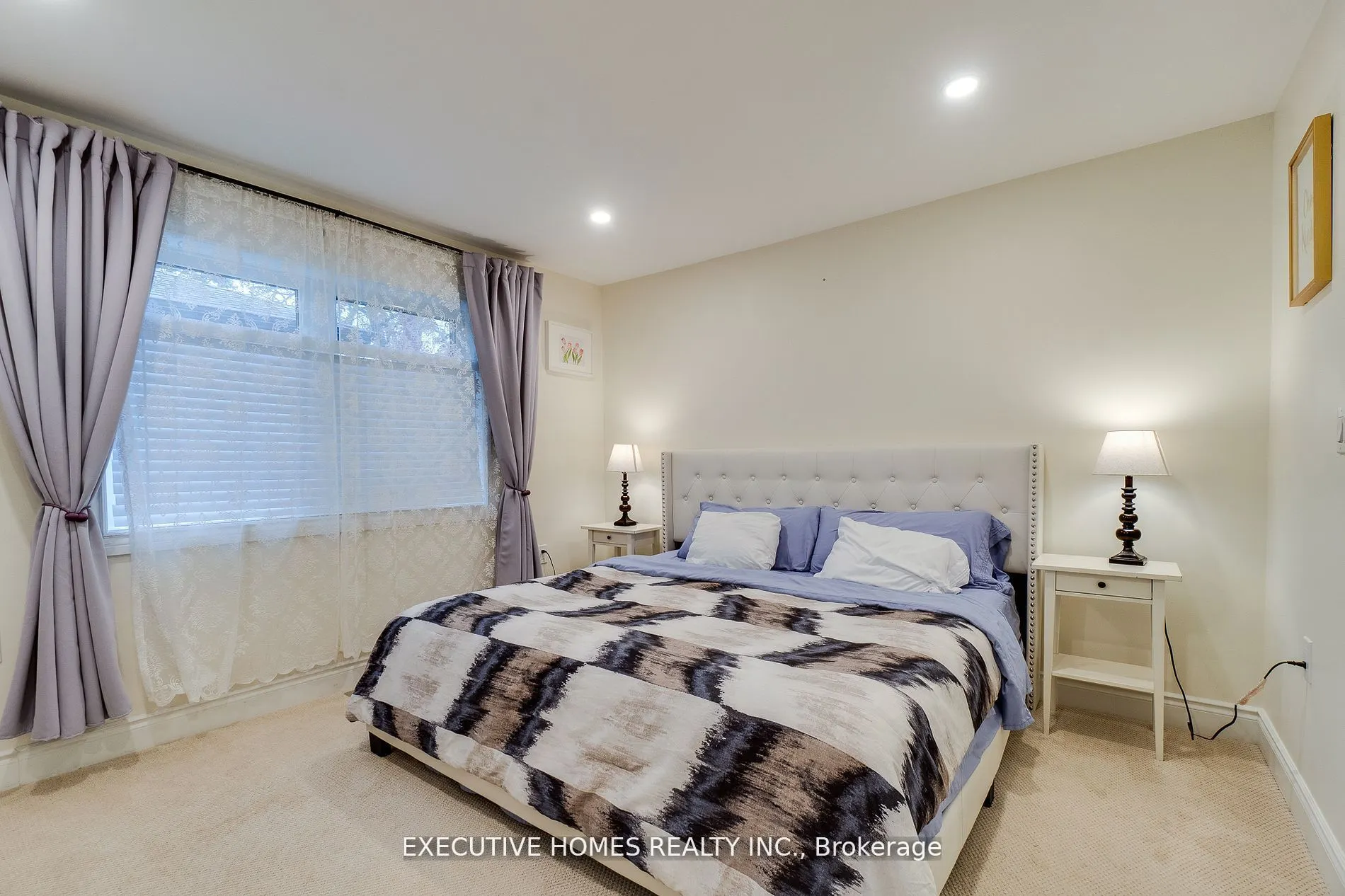 208 Glen Oak Drive