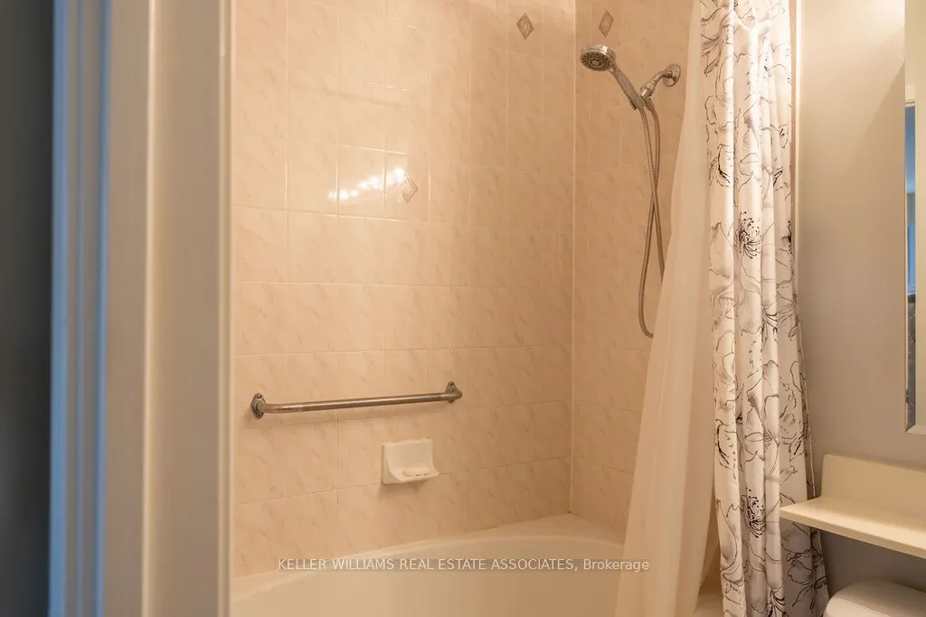 1150 Parkwest Place #104