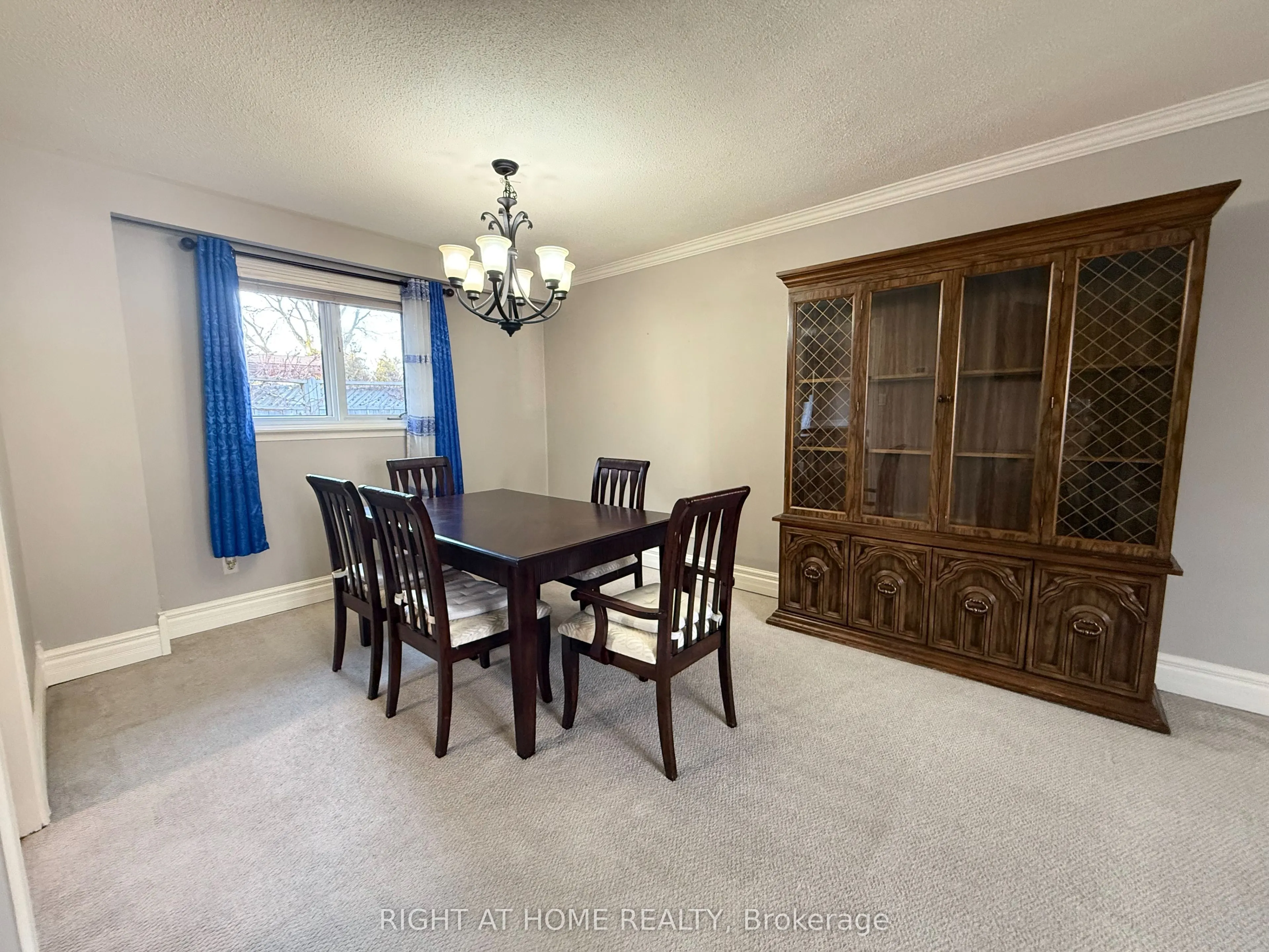 2673 Thorn Lodge Drive