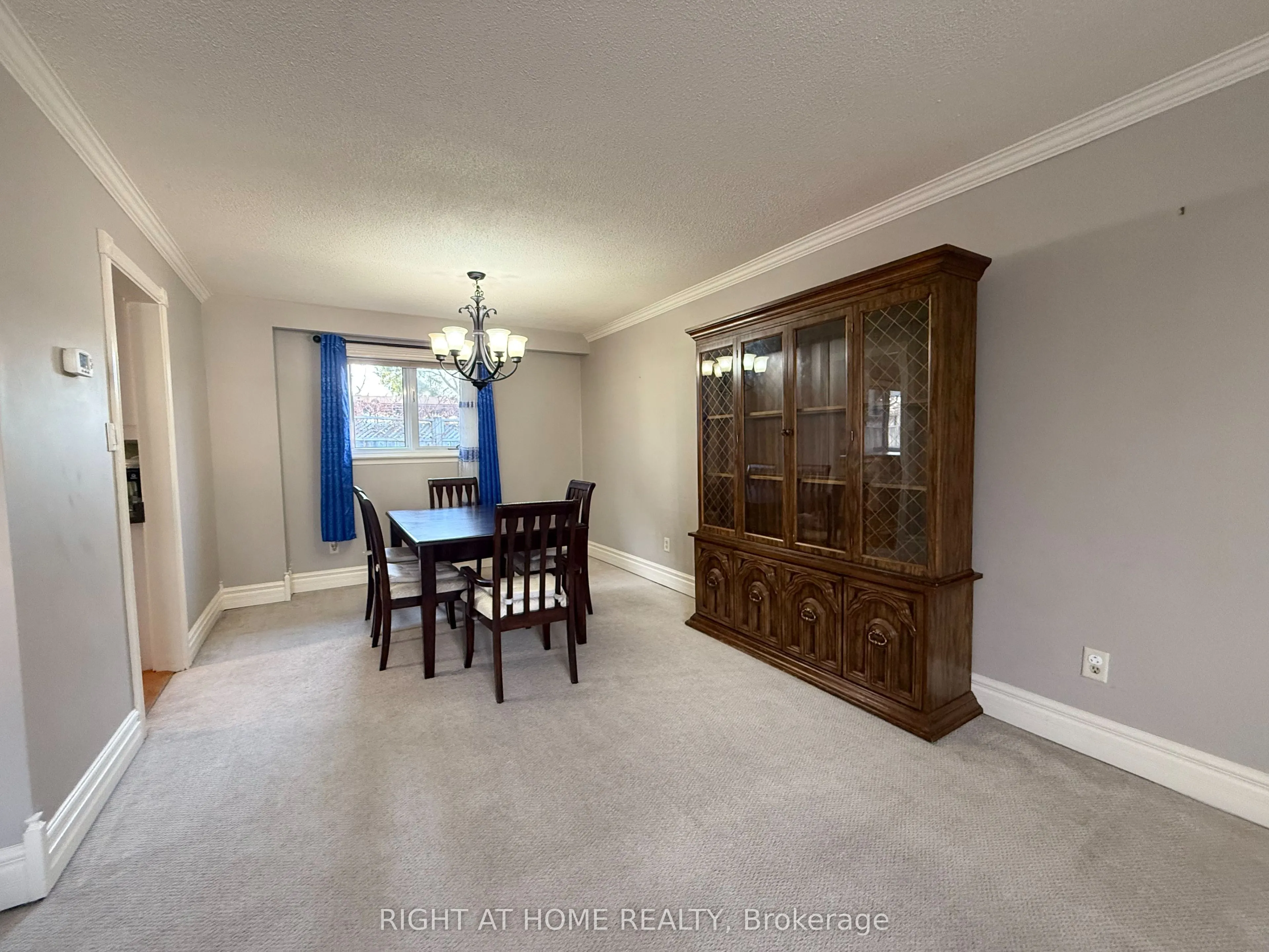 2673 Thorn Lodge Drive