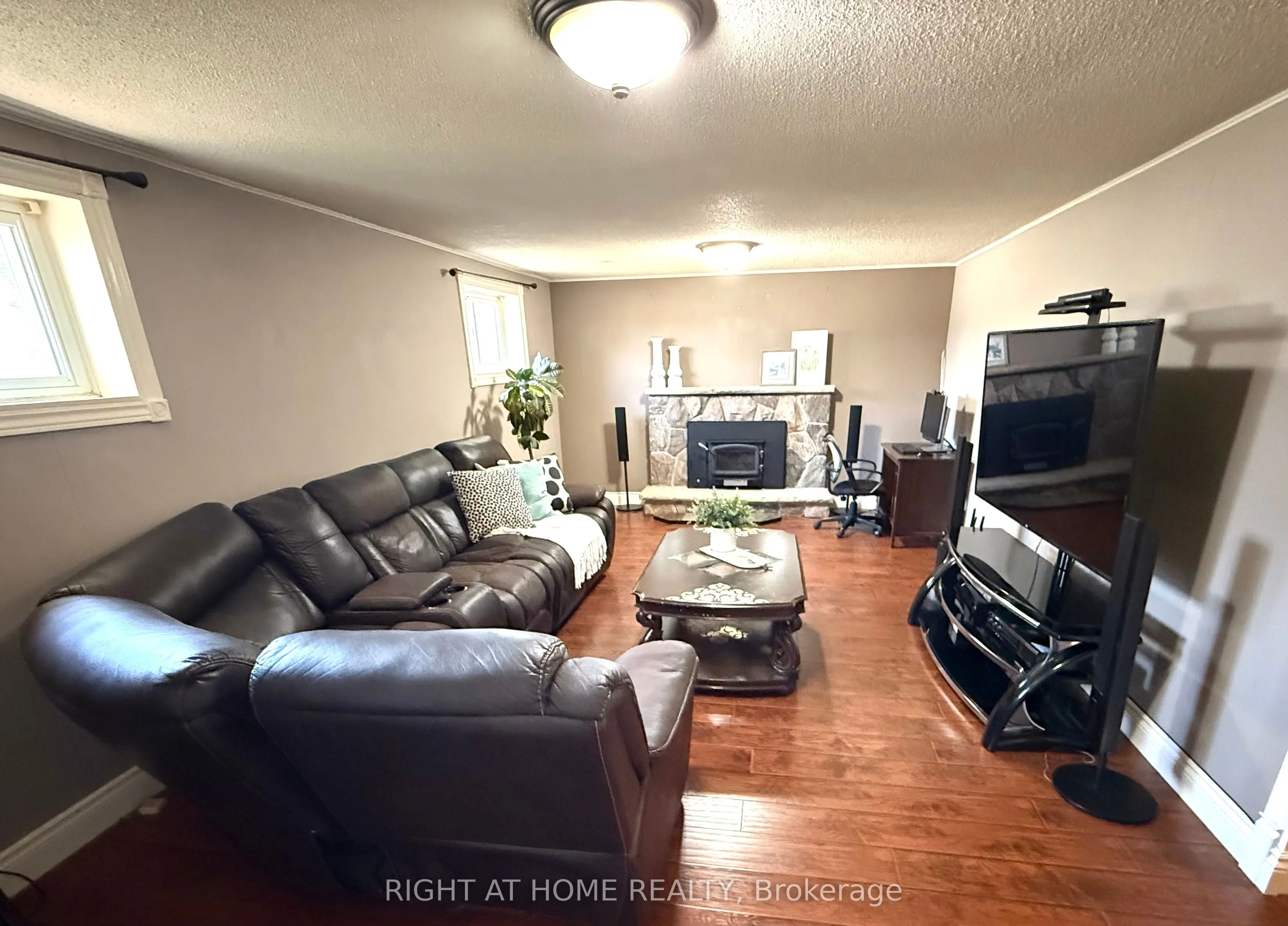 2673 Thorn Lodge Drive