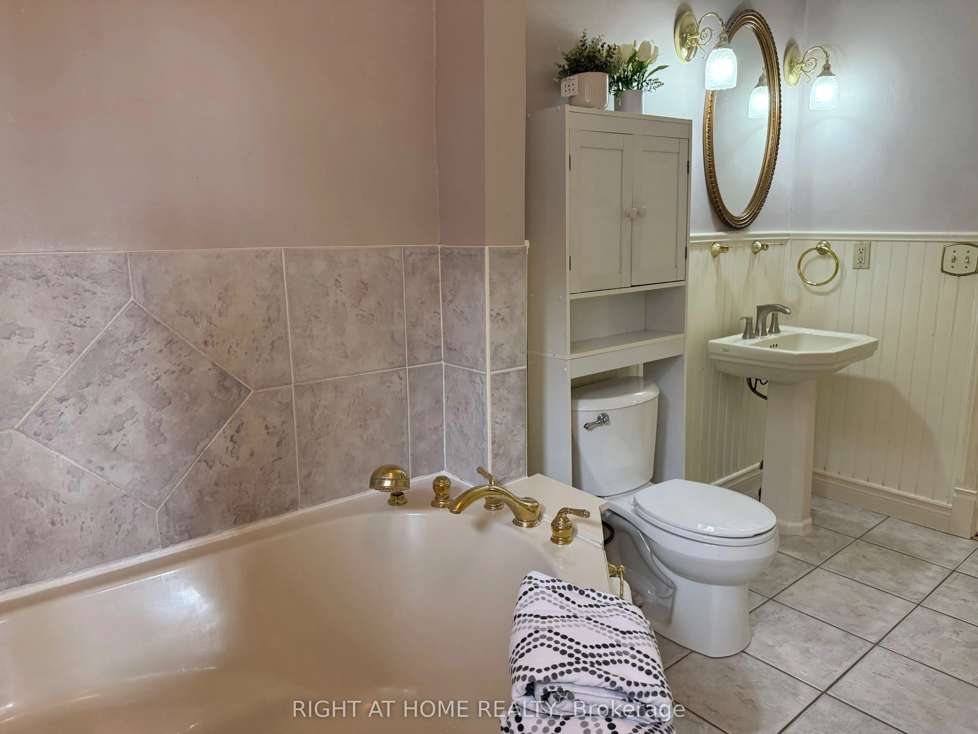 2673 Thorn Lodge Drive