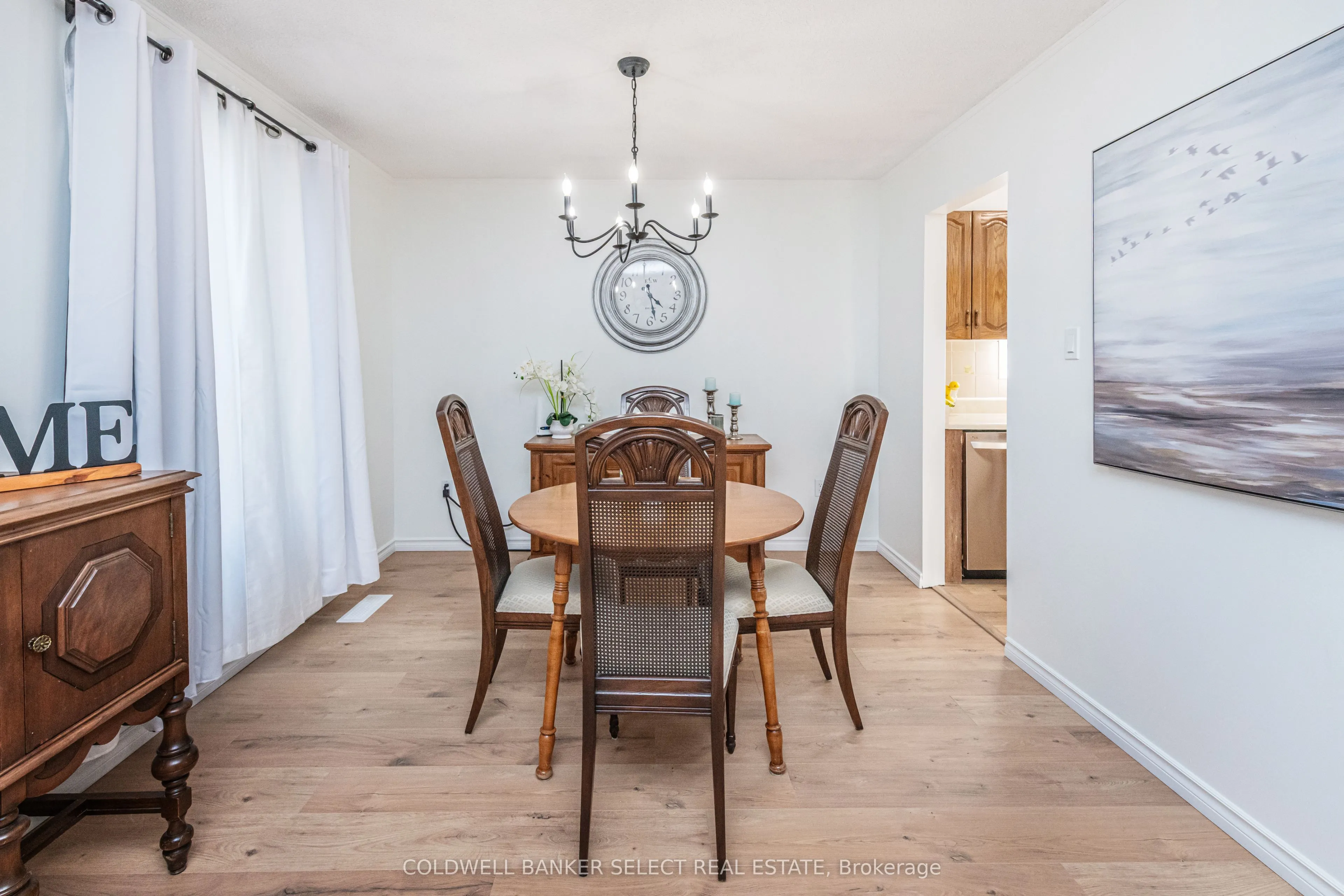 354 Whitehead Crescent