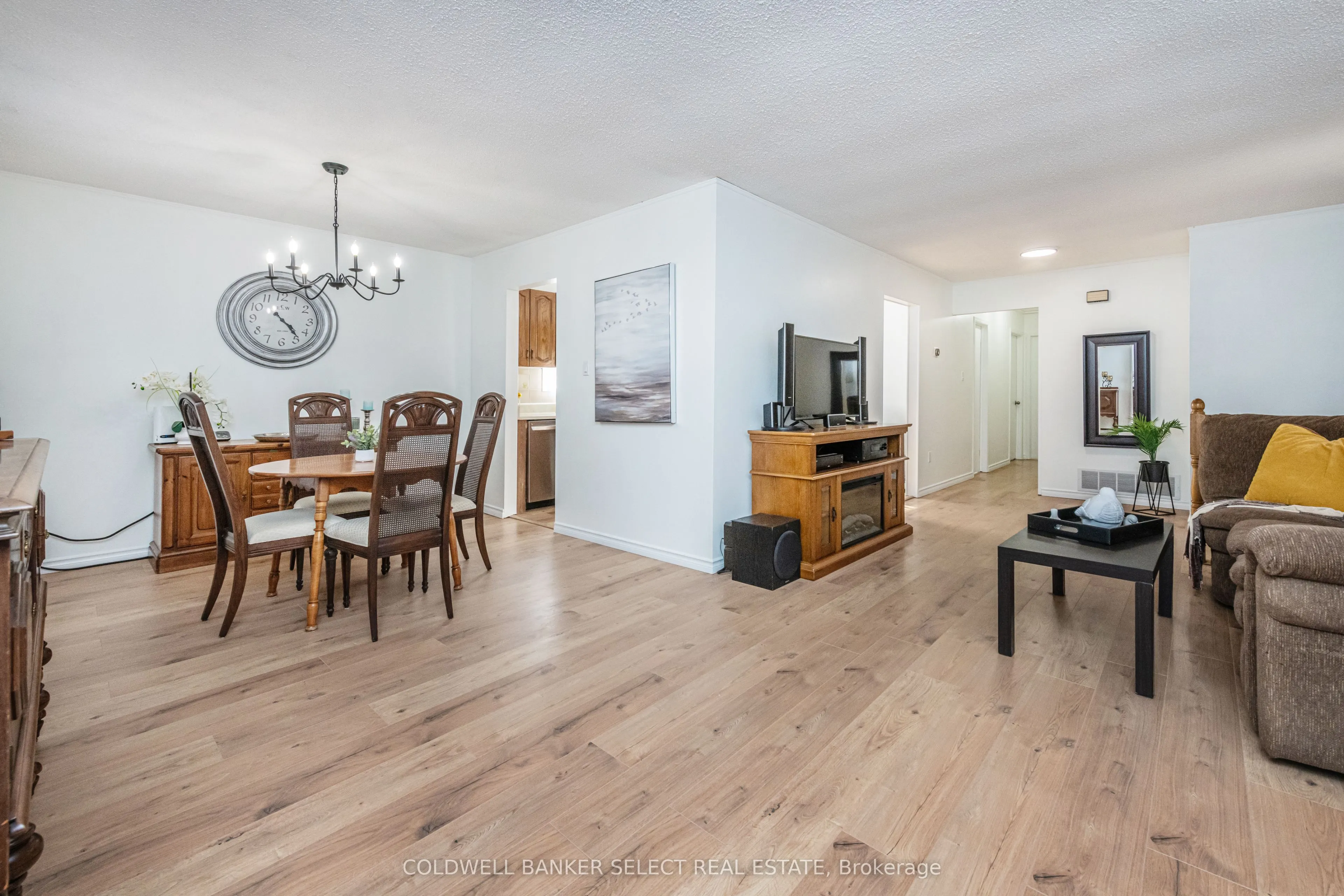 354 Whitehead Crescent