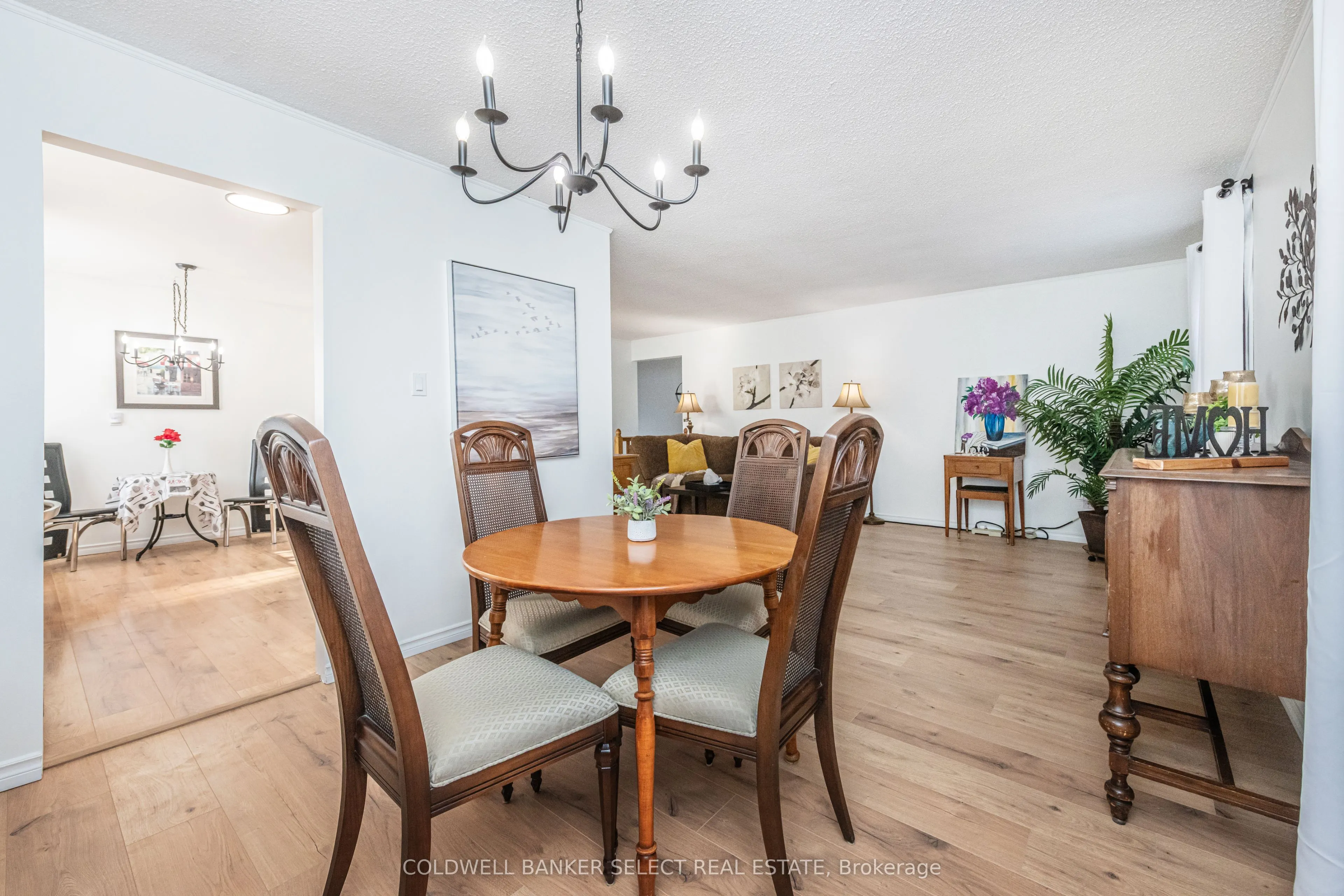 354 Whitehead Crescent