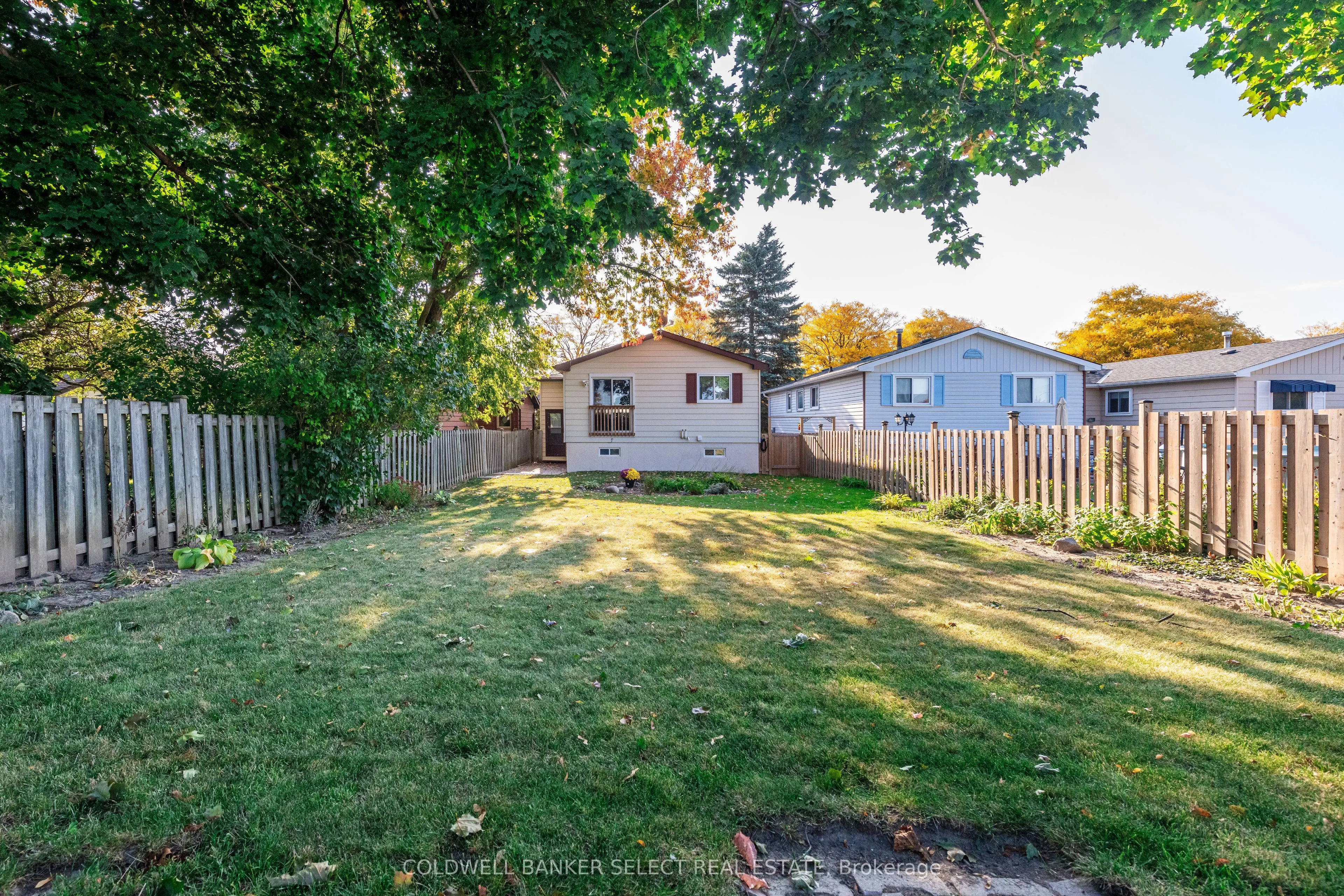 354 Whitehead Crescent
