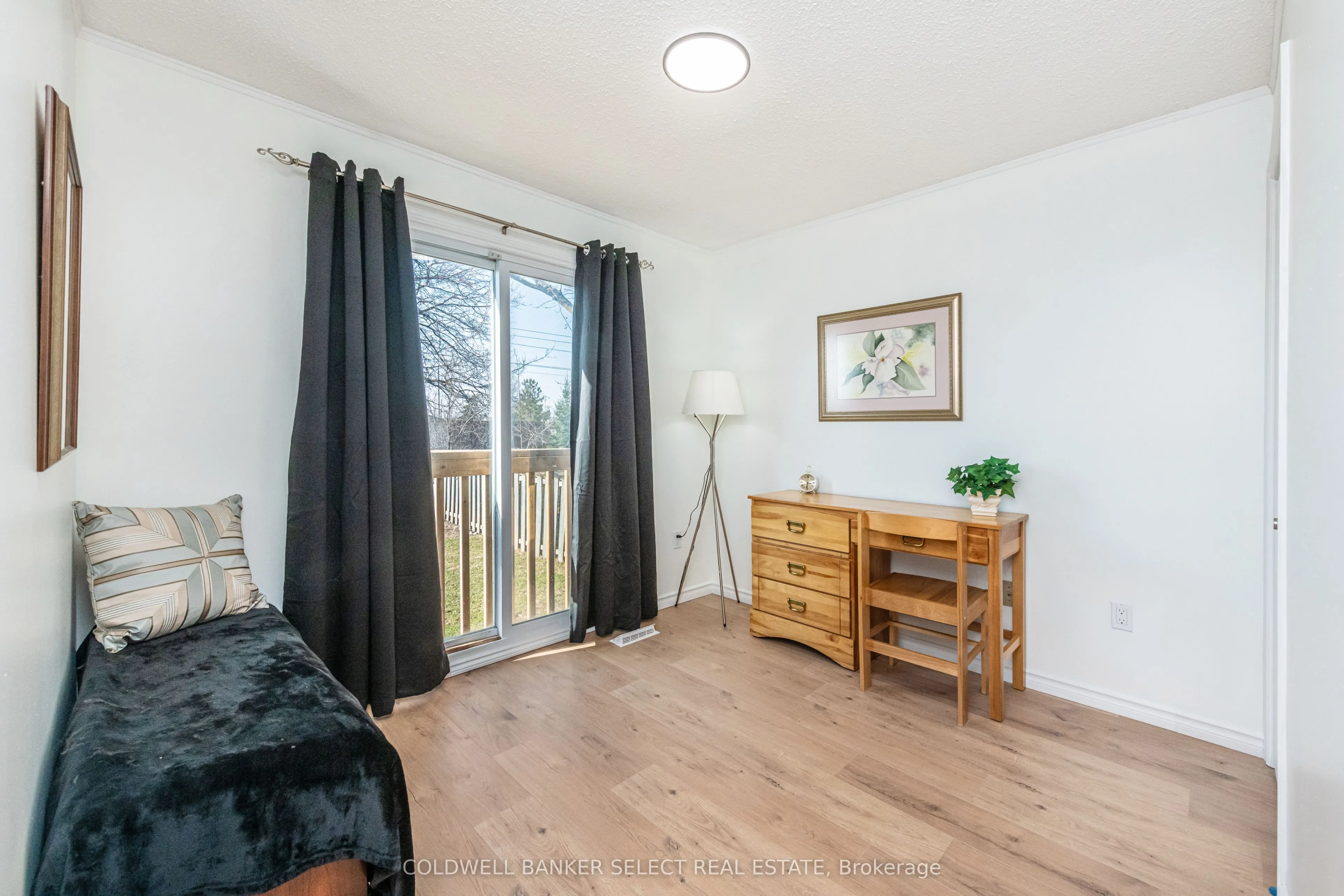 354 Whitehead Crescent